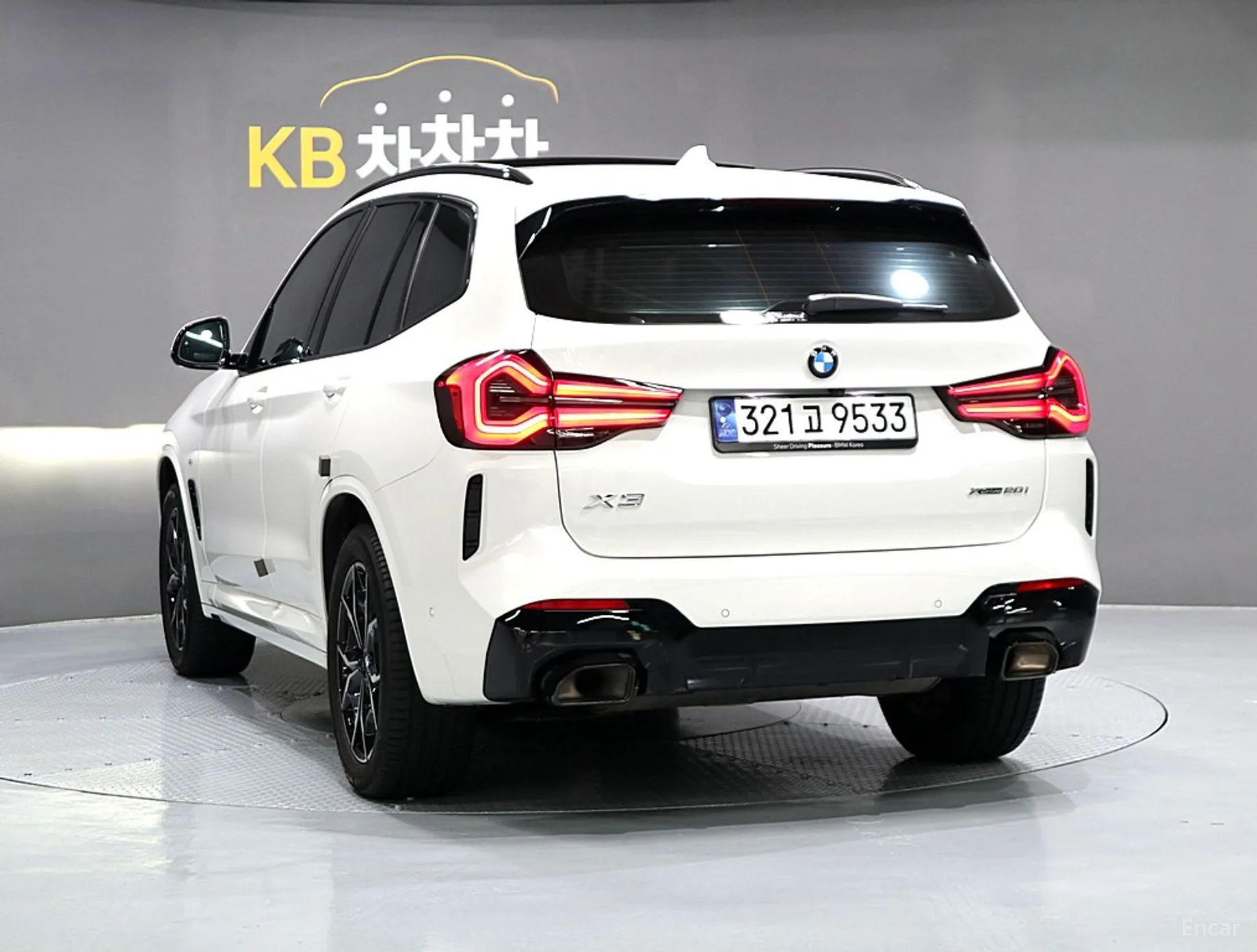 BMW X3 (G01) превью 3
