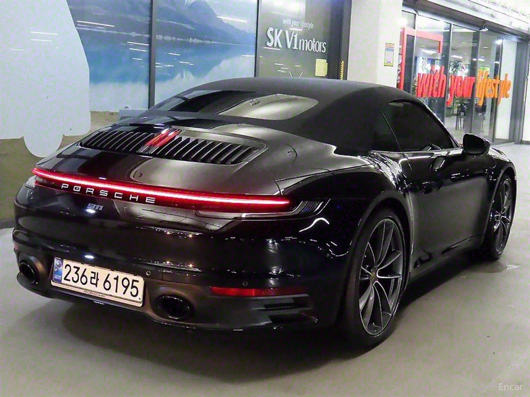 Porsche 911 (992) превью 3