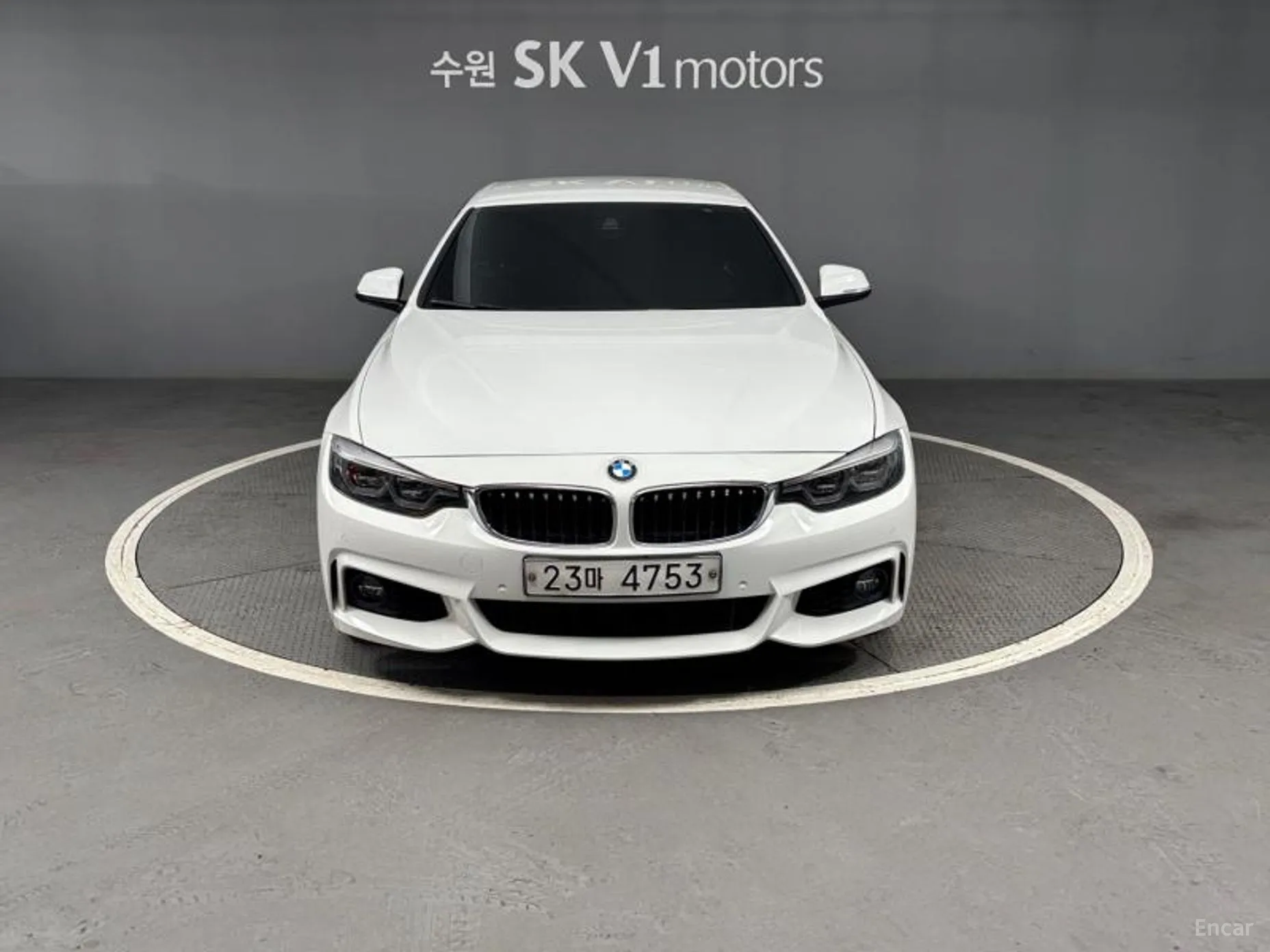 Series 4 (F32)