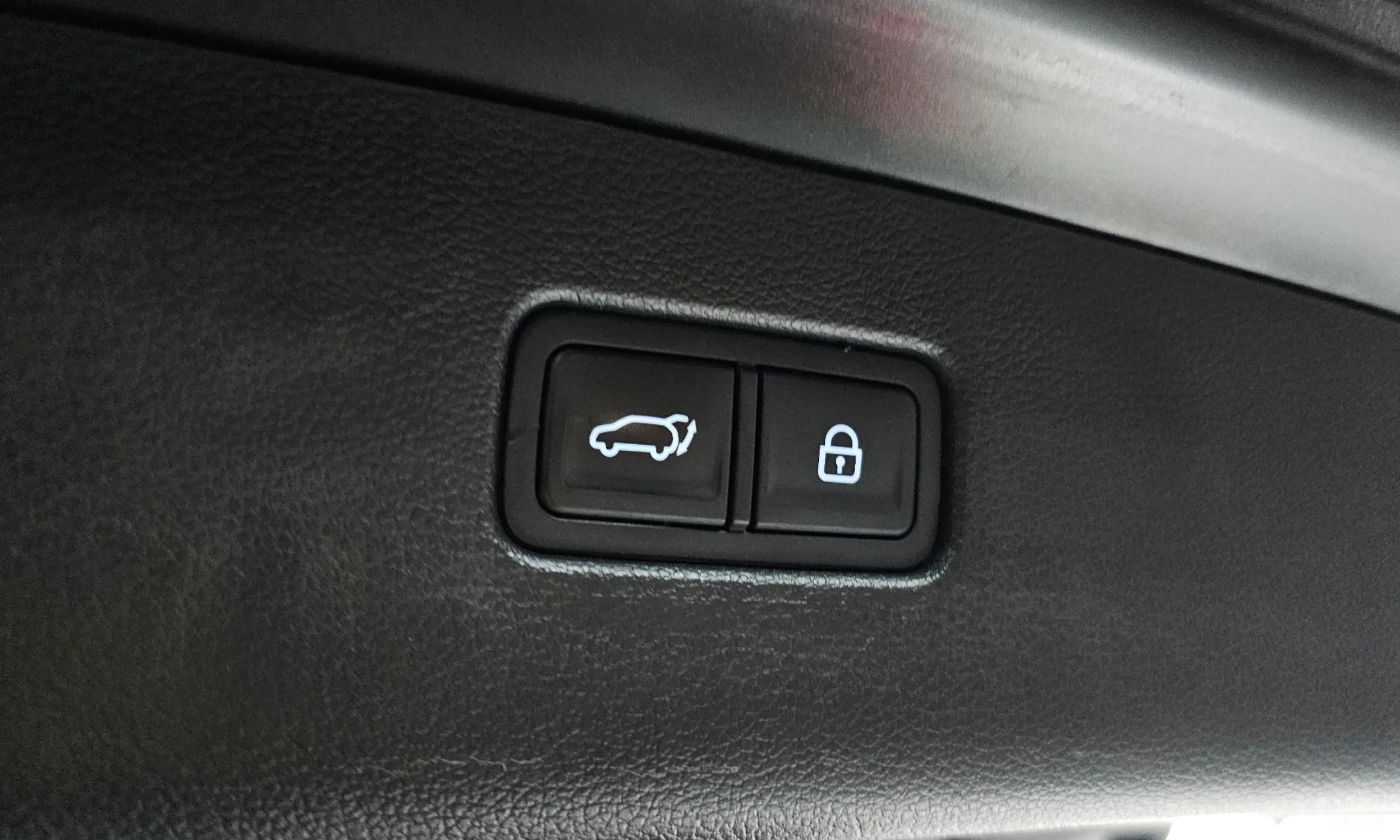 Genesis GV80 превью 20