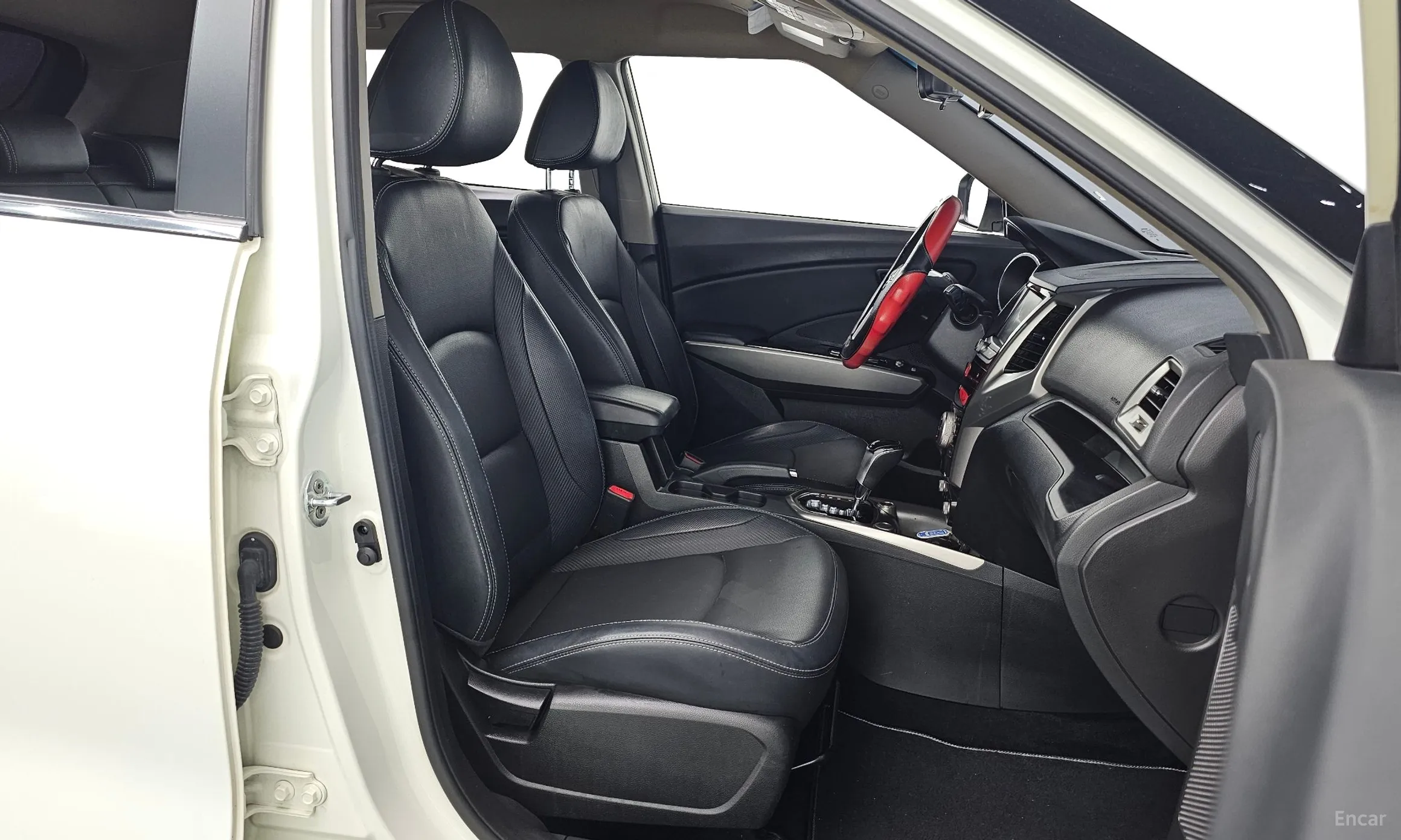 KG Mobility (SsangYong) Tivoli, Lazio превью 10