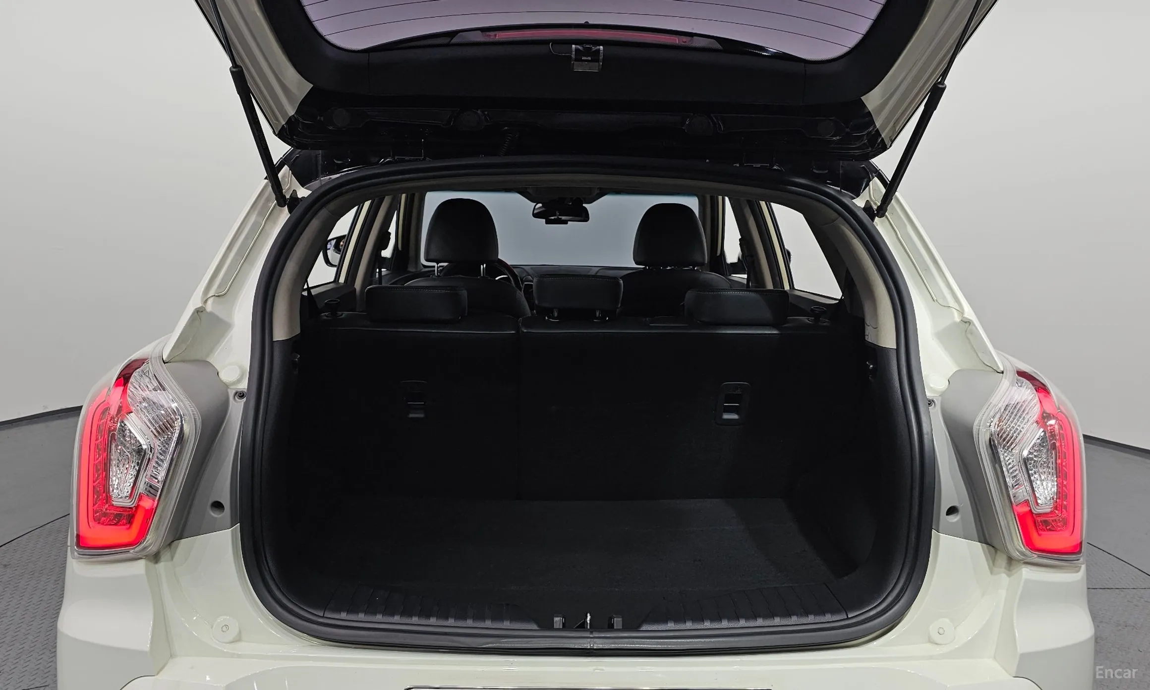 KG Mobility (SsangYong) Tivoli, Lazio превью 20