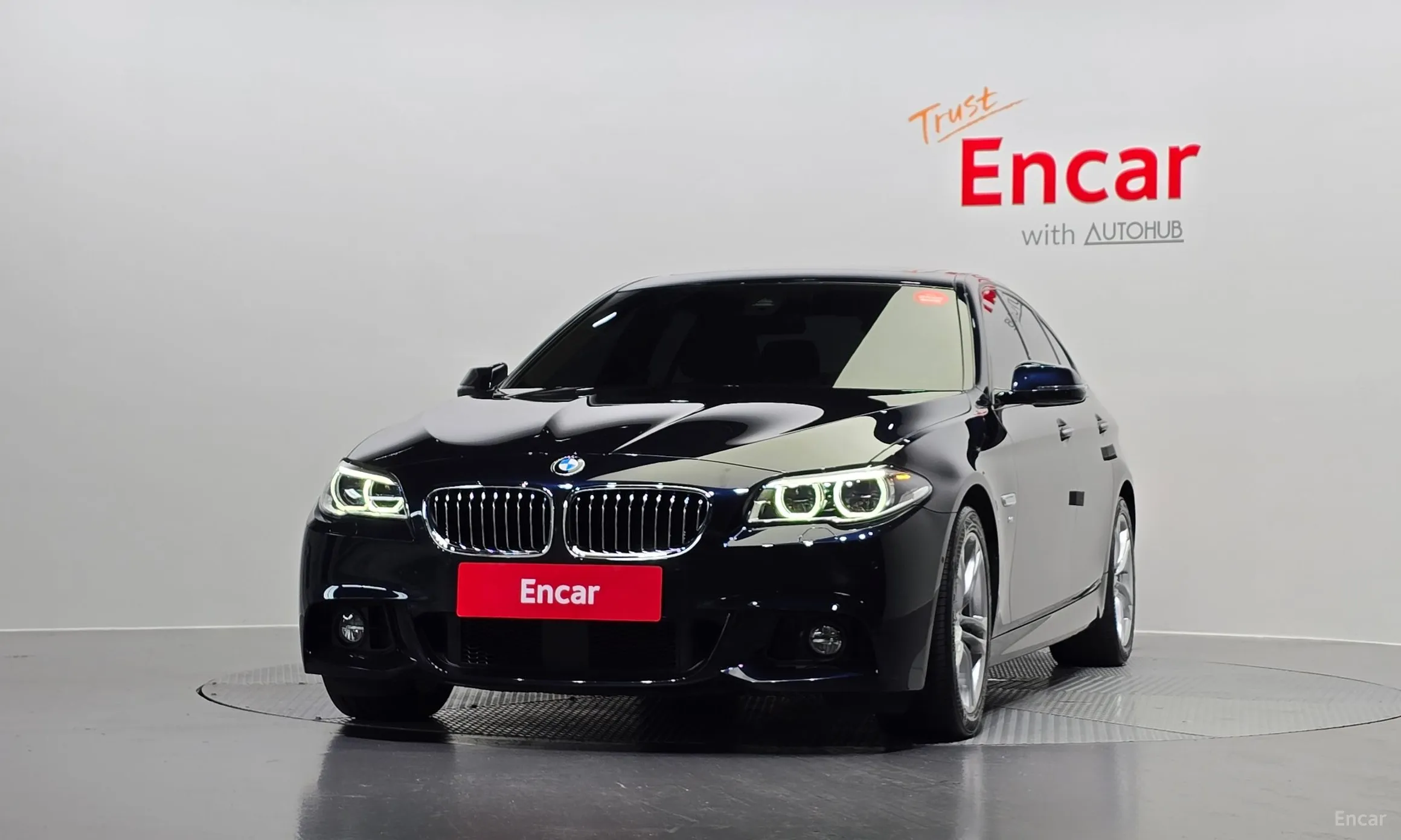 BMW 5 Series (F10) превью 2