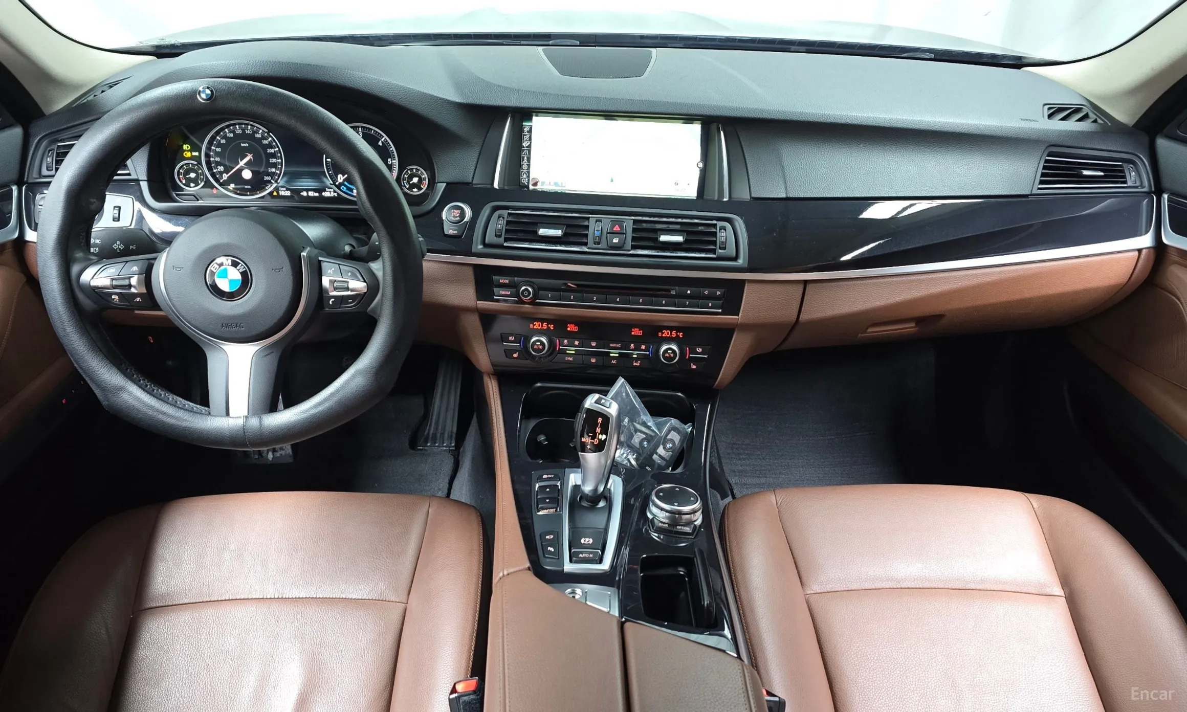 BMW 5 Series (F10) превью 4
