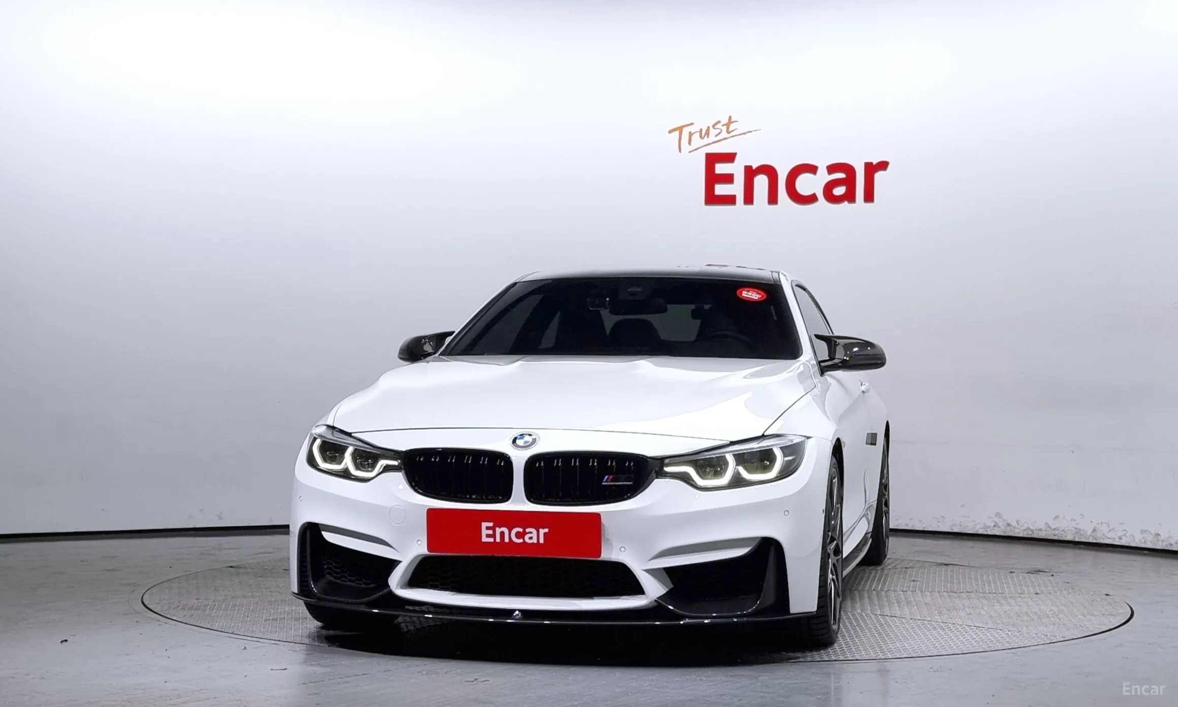 BMW M4 (F82)
