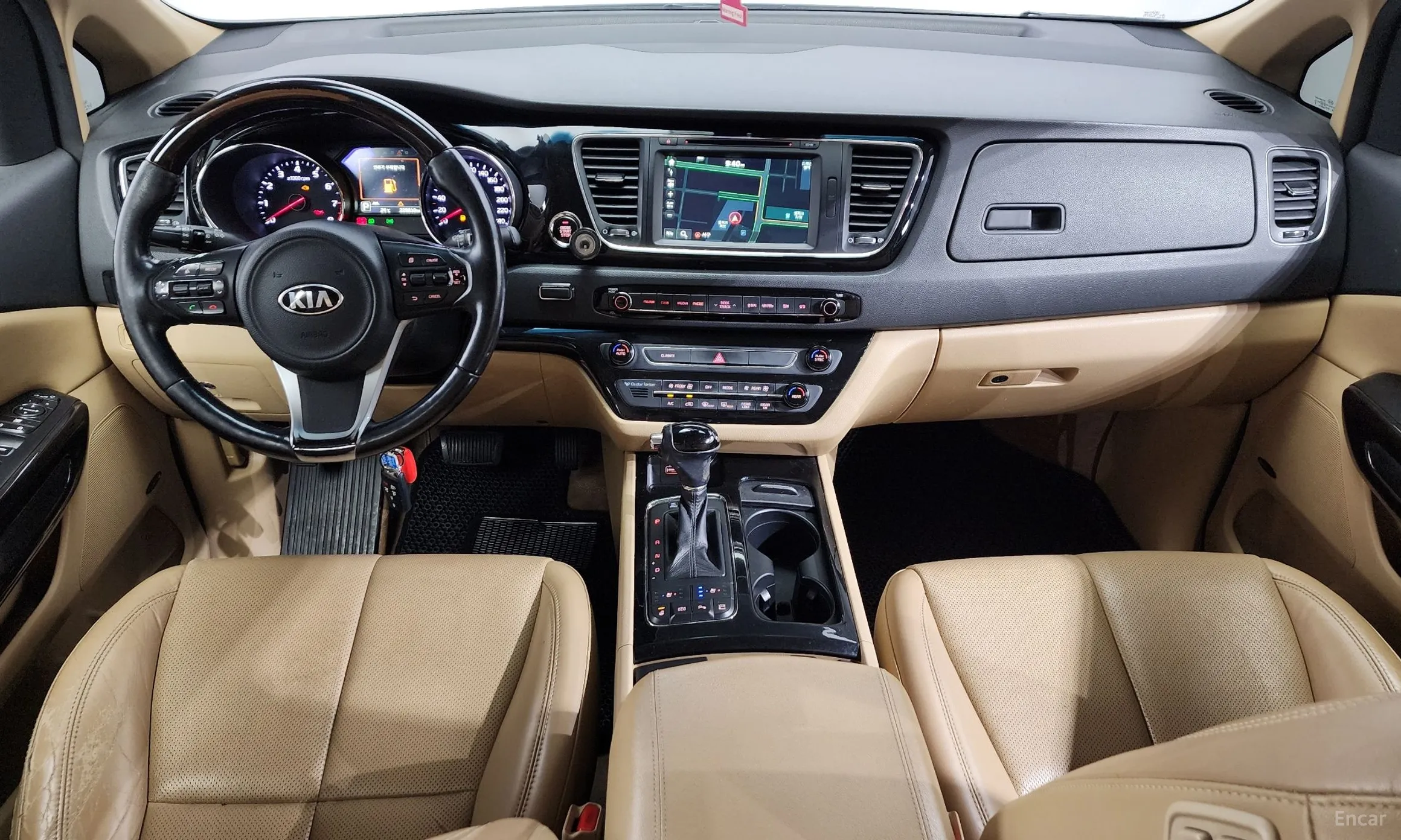 Kia Carnival превью 4