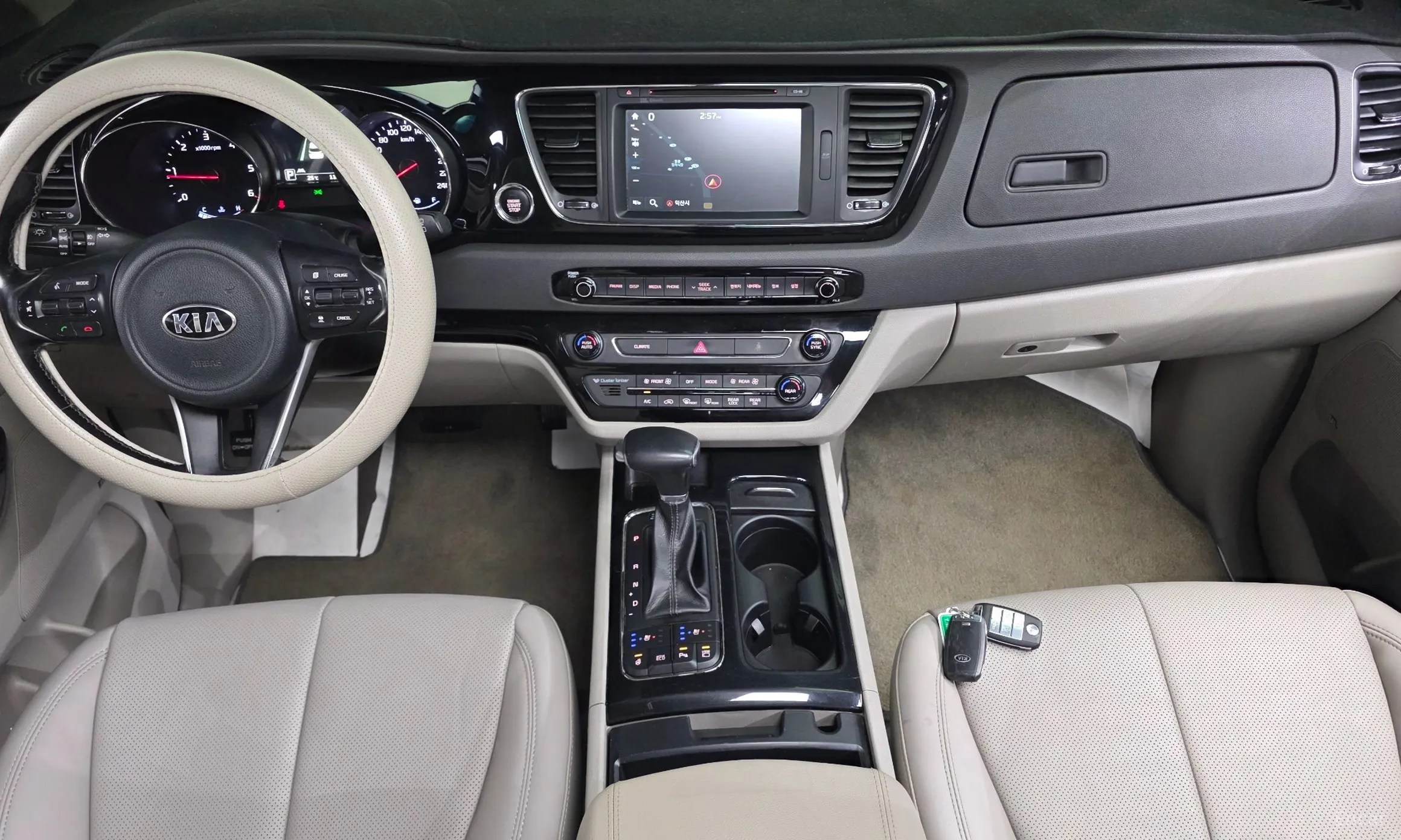 Kia Carnival превью 4