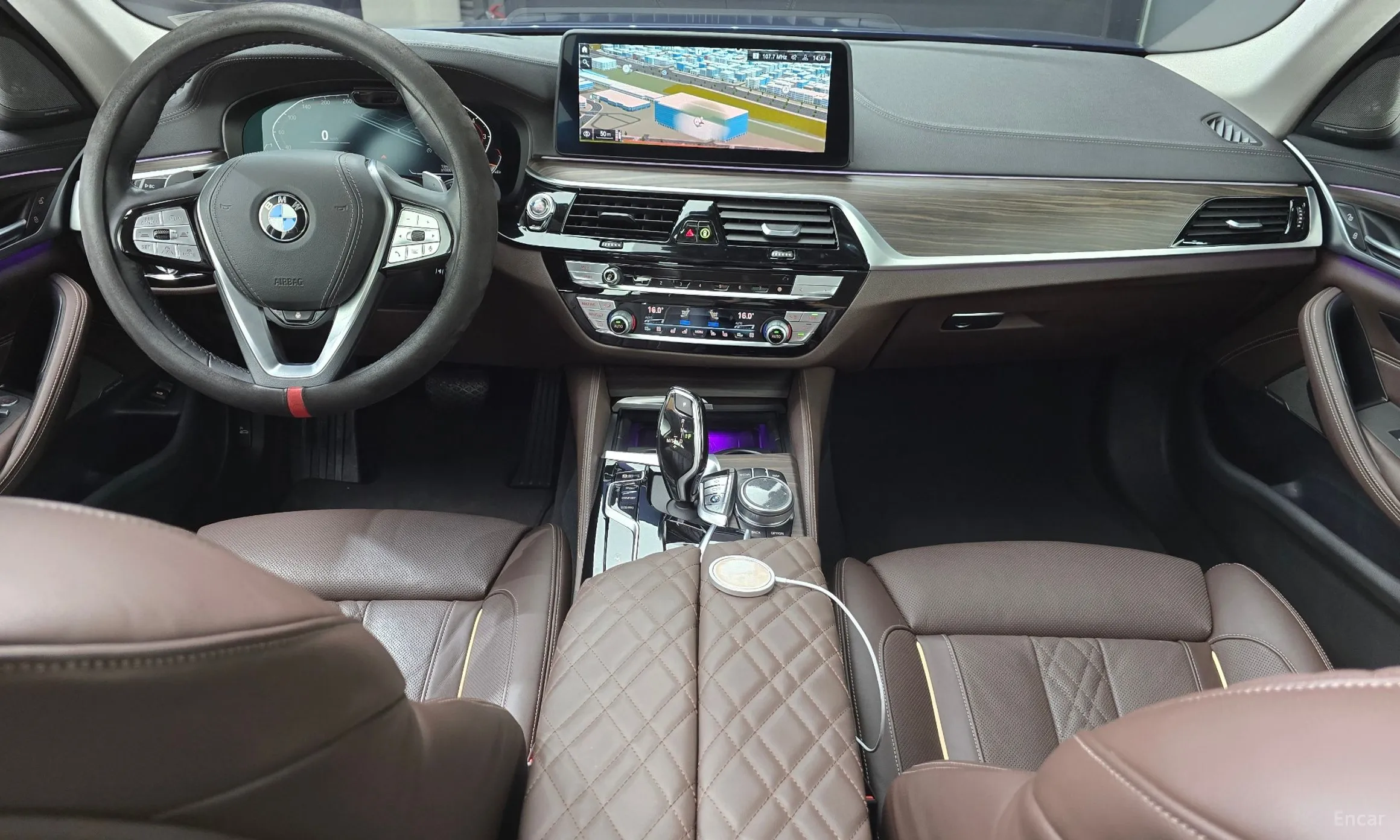 BMW 5 Series (G30) превью 4