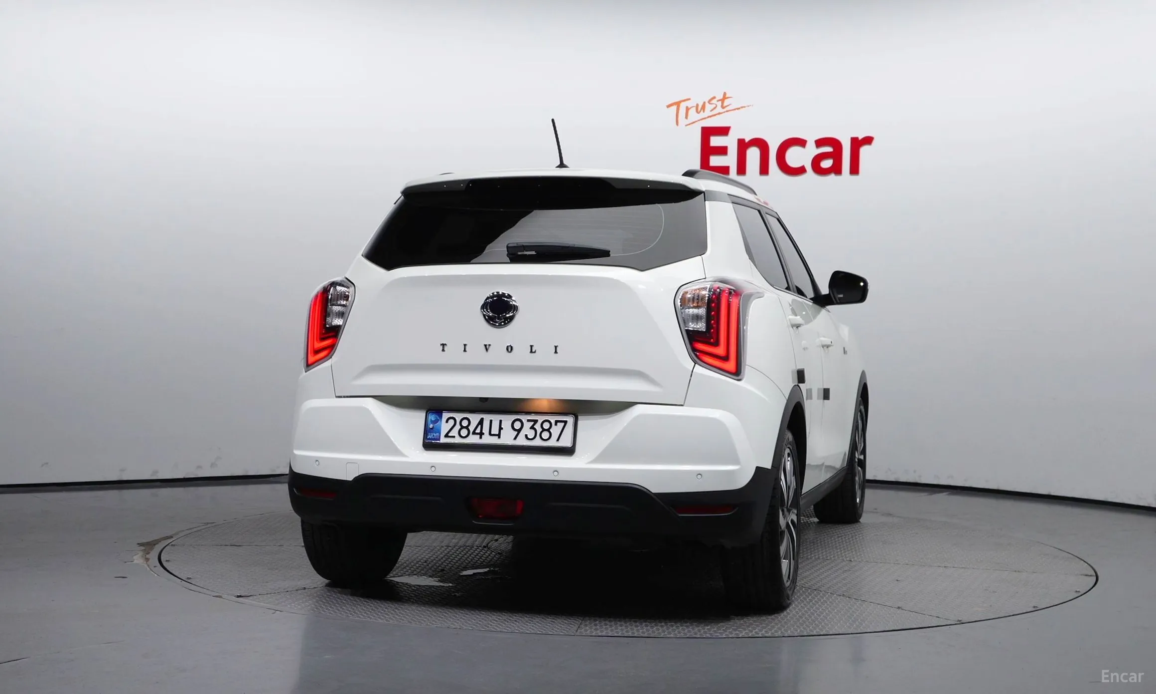 KG Mobility (SsangYong) Berry New Tivoli превью 3