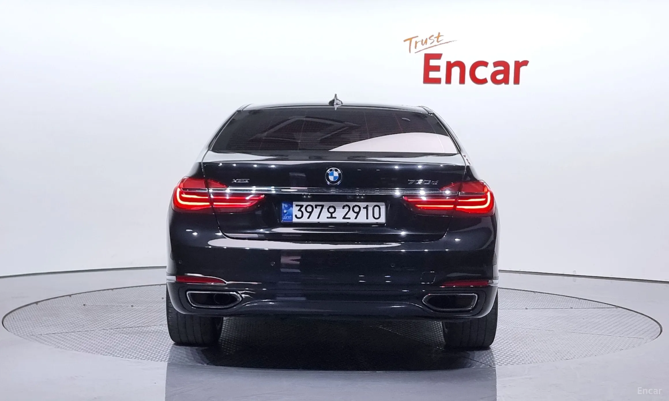 BMW 7 Series (G11) превью 3