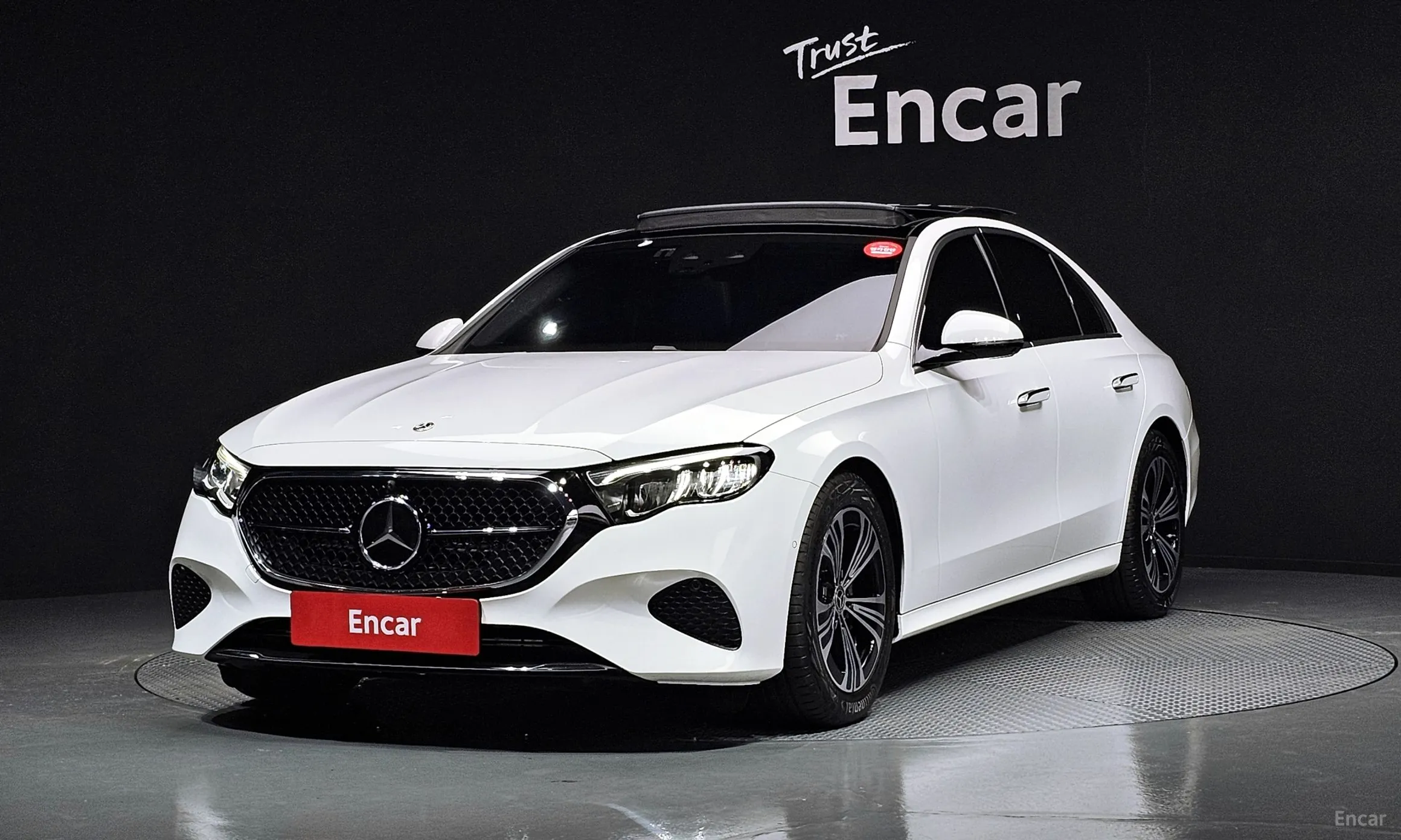 E-Class W214
