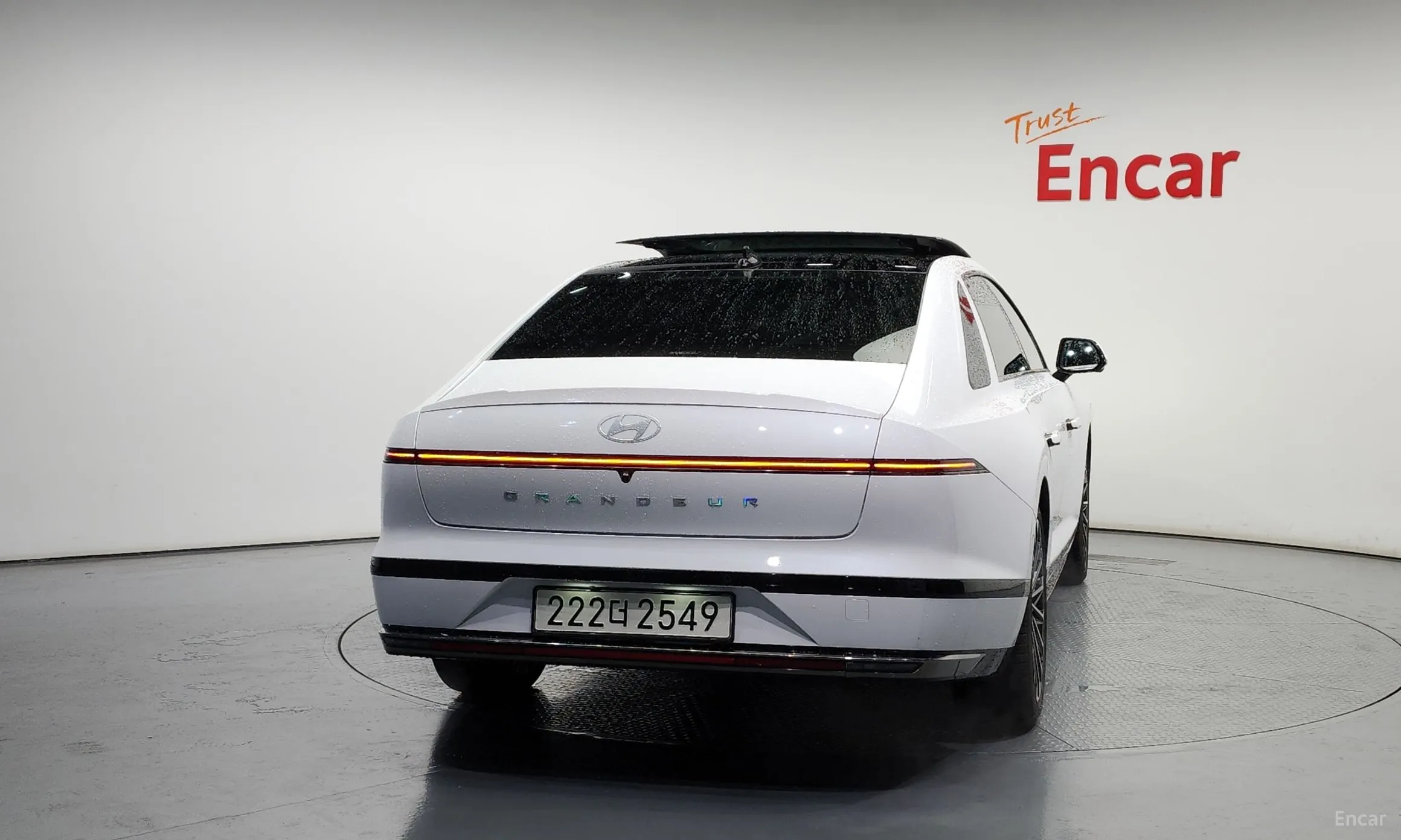 Hyundai Grandeur Hybrid (GN7) превью 3