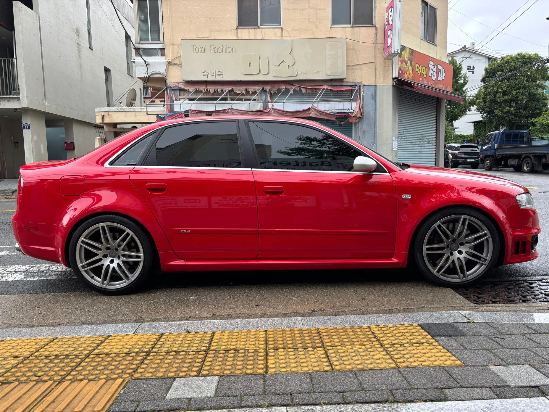 Audi RS4 превью 3