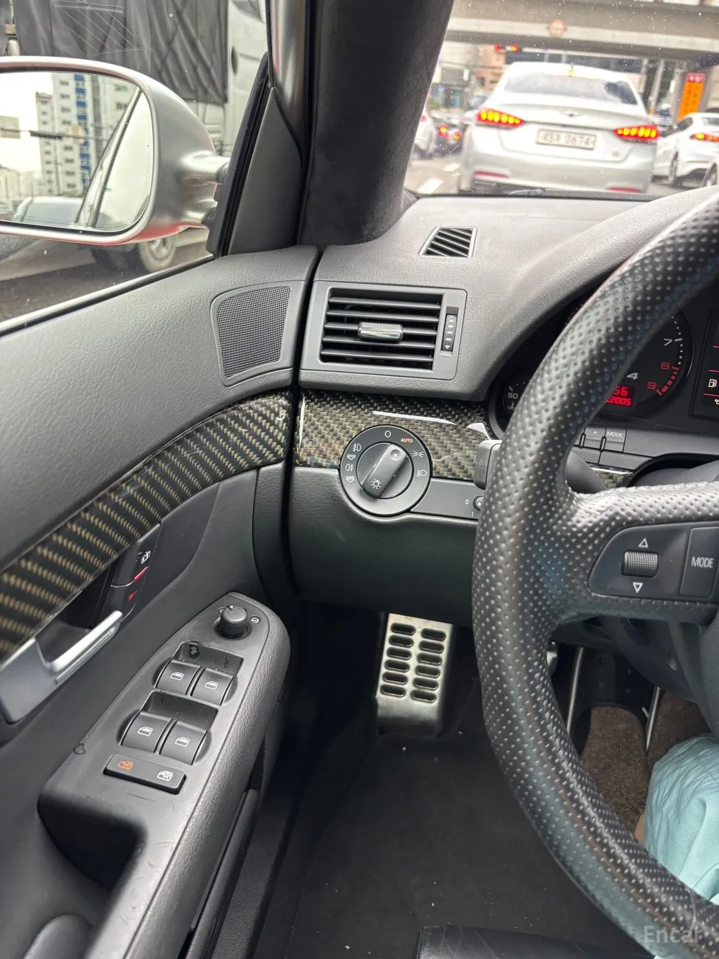 Audi RS4 превью 4