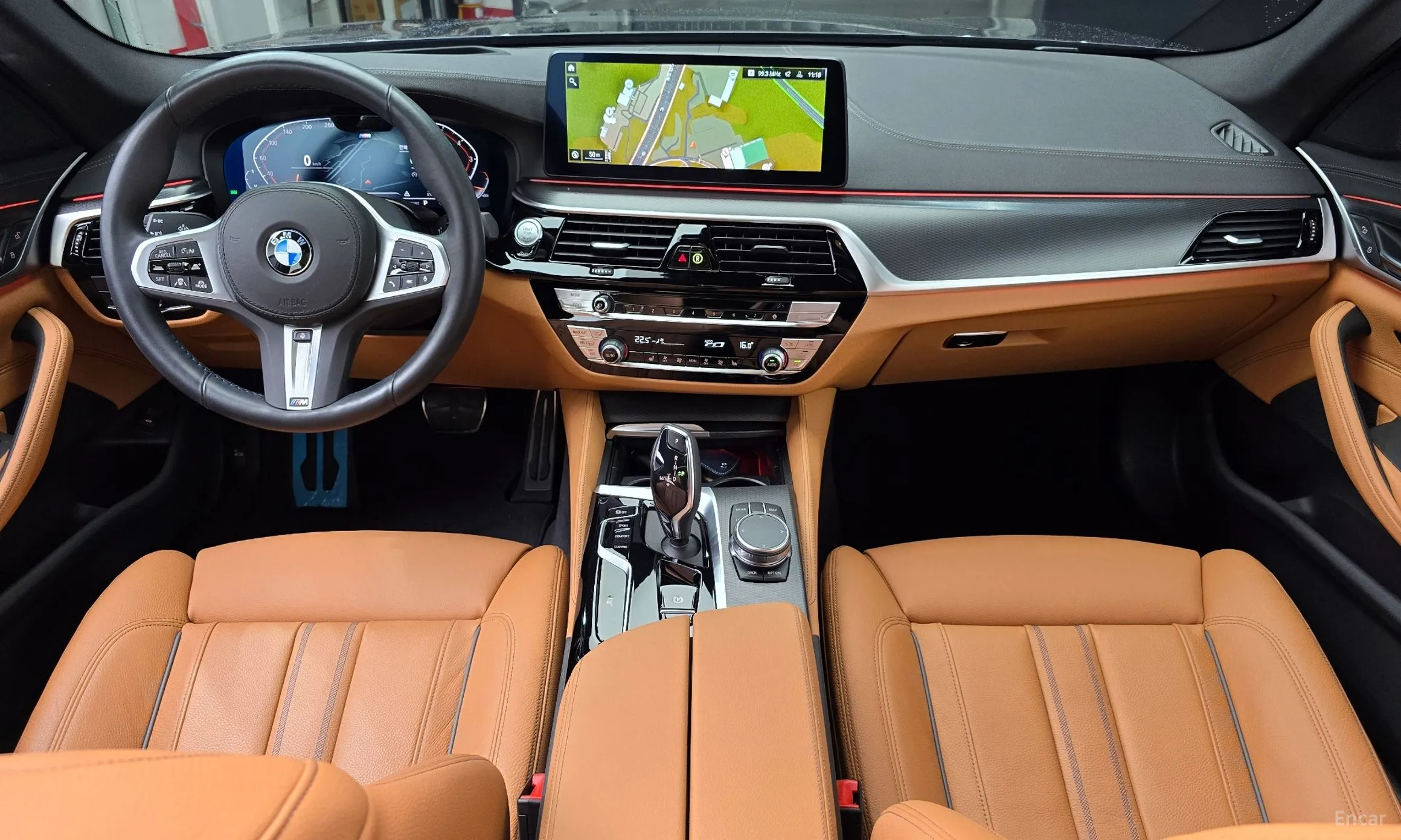 BMW 5 Series (G30) превью 4