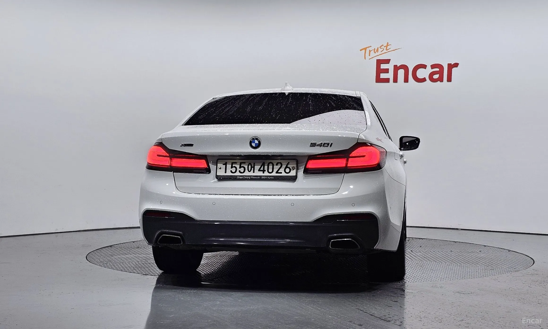 BMW 5 Series (G30) превью 3