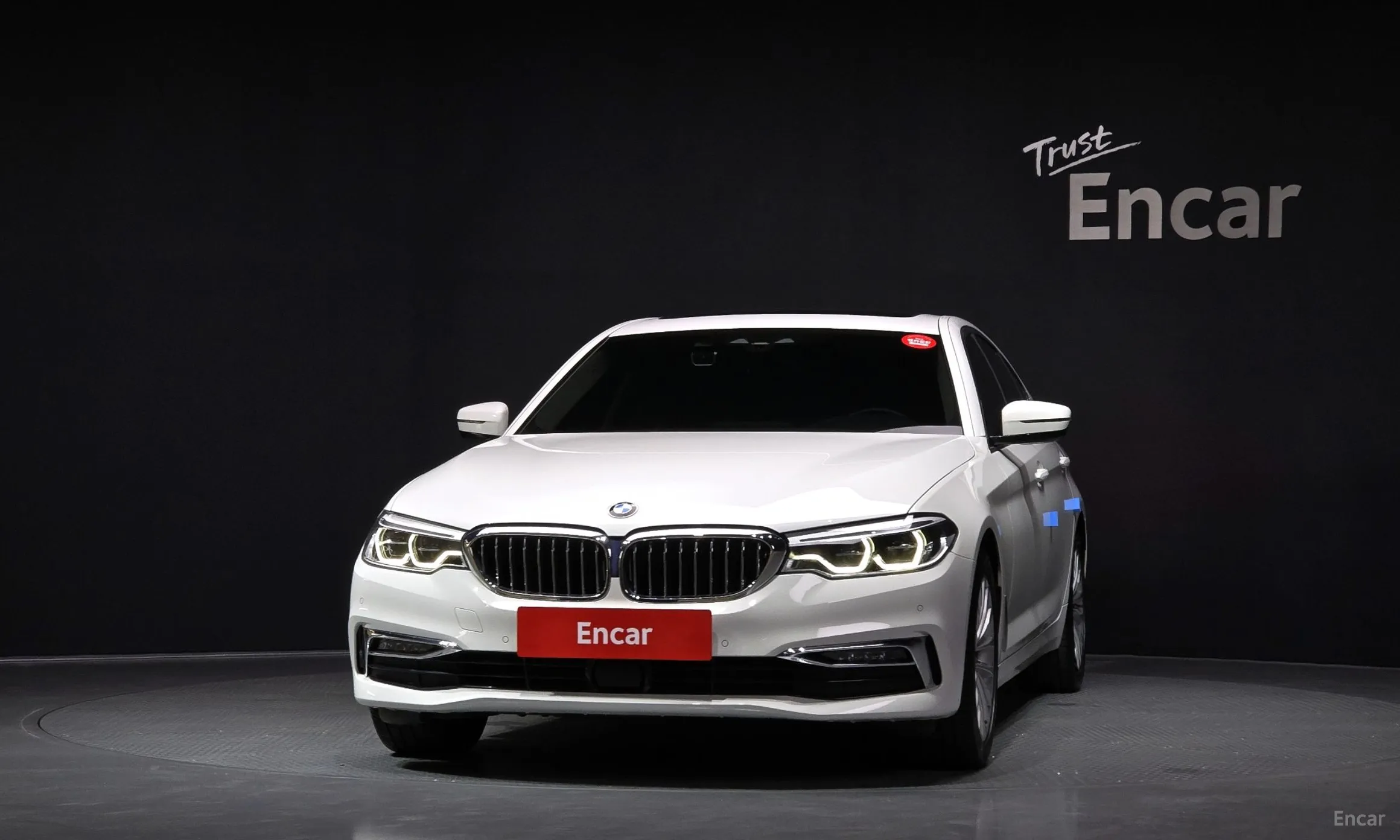 BMW 5 Series (G30) превью 2