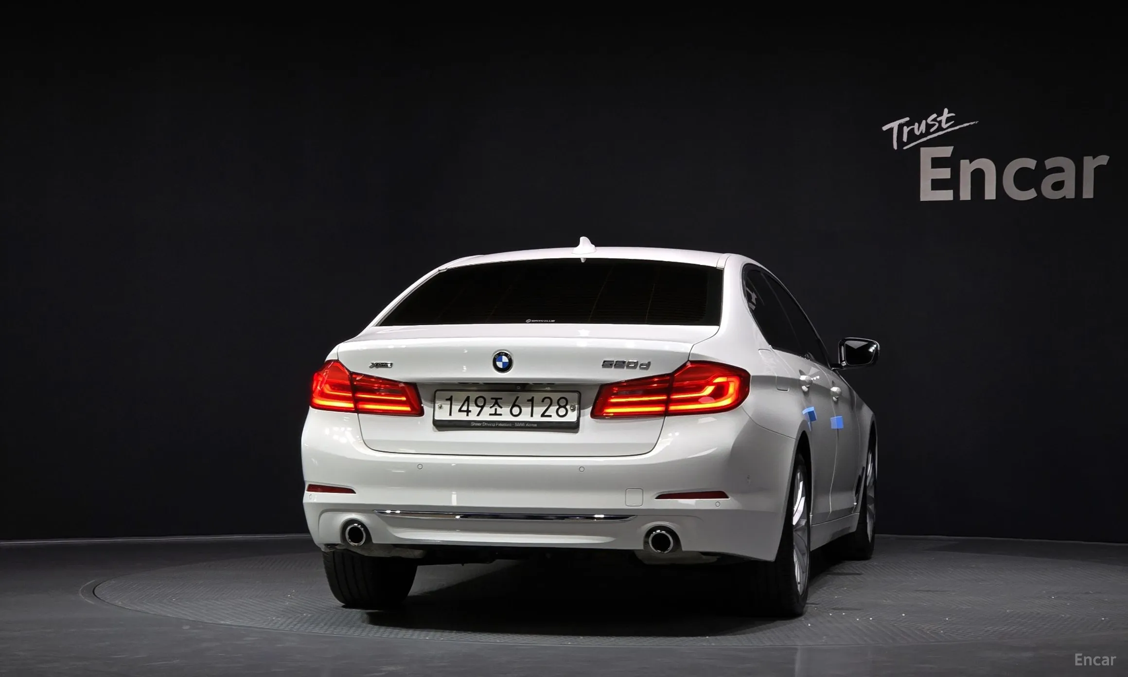 BMW 5 Series (G30) превью 3