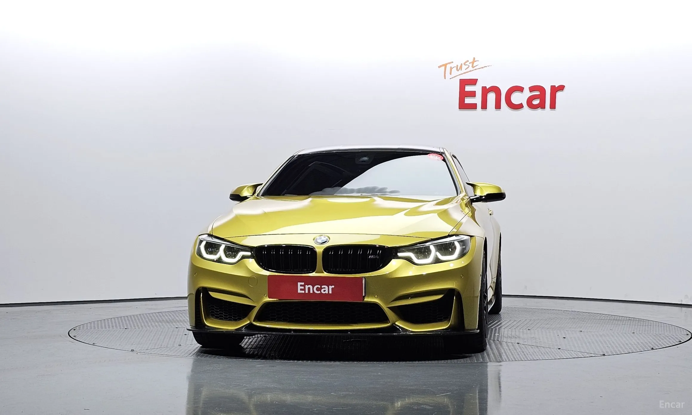BMW M4 (F82)