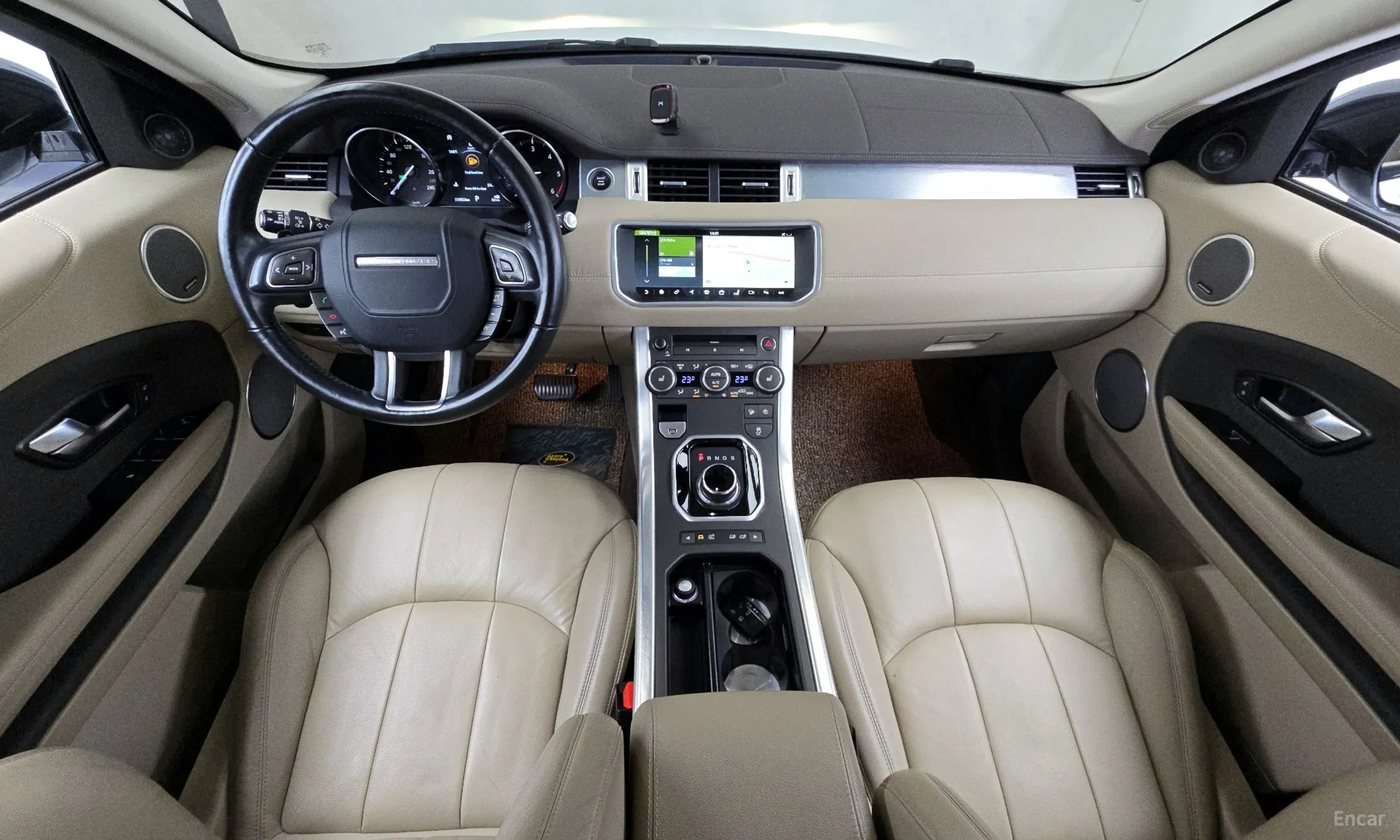 Land Rover Range Rover Evoque превью 4