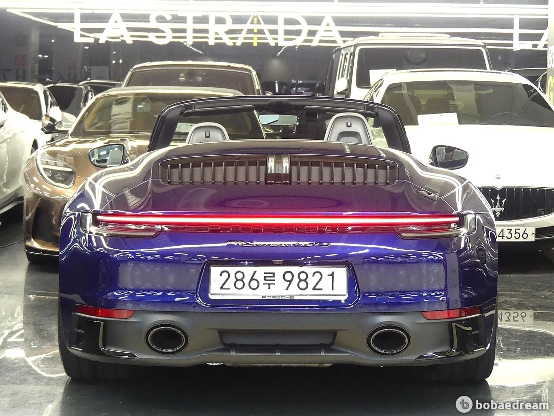 Porsche 911 (992) превью 2