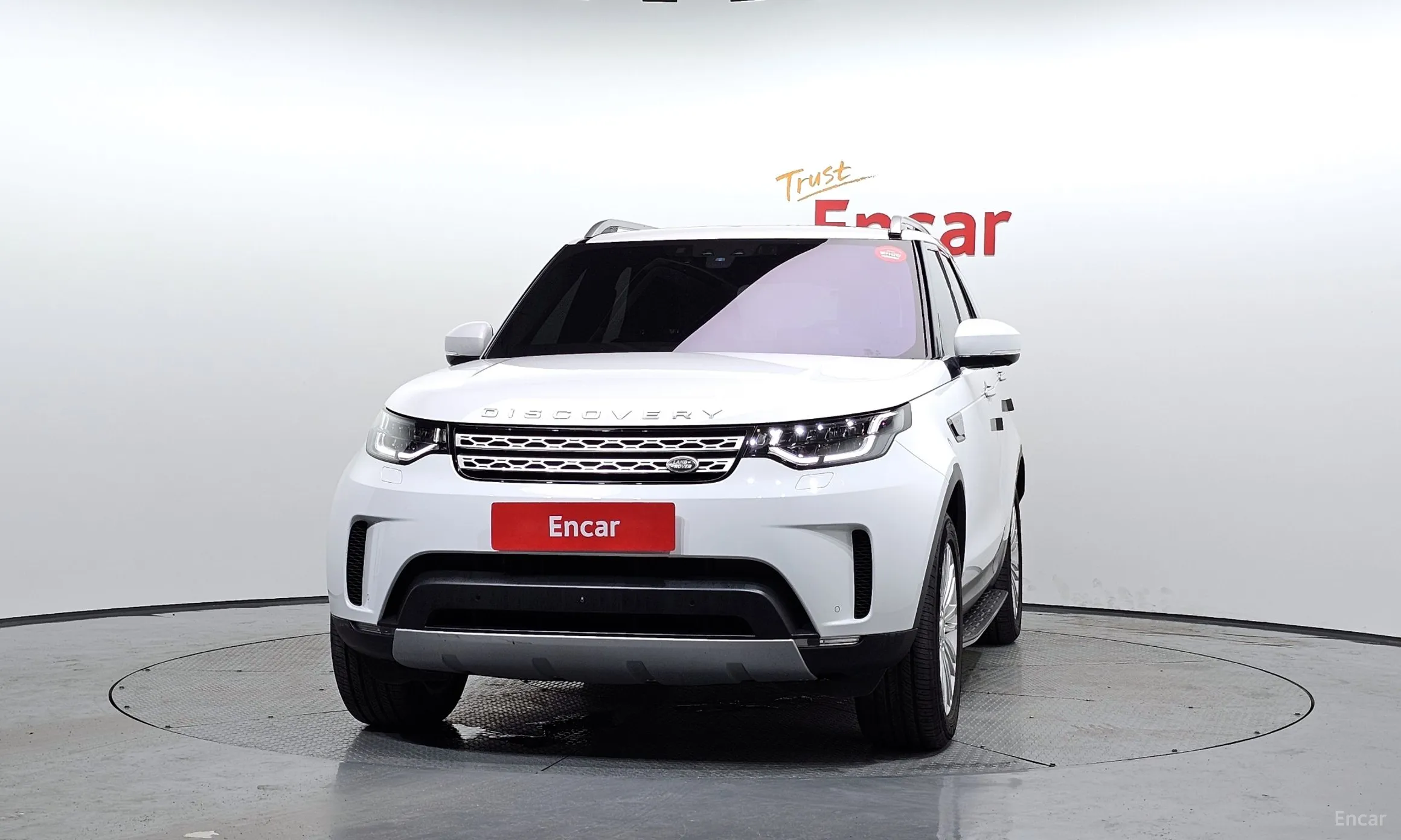 Land Rover Discovery 5 превью 2