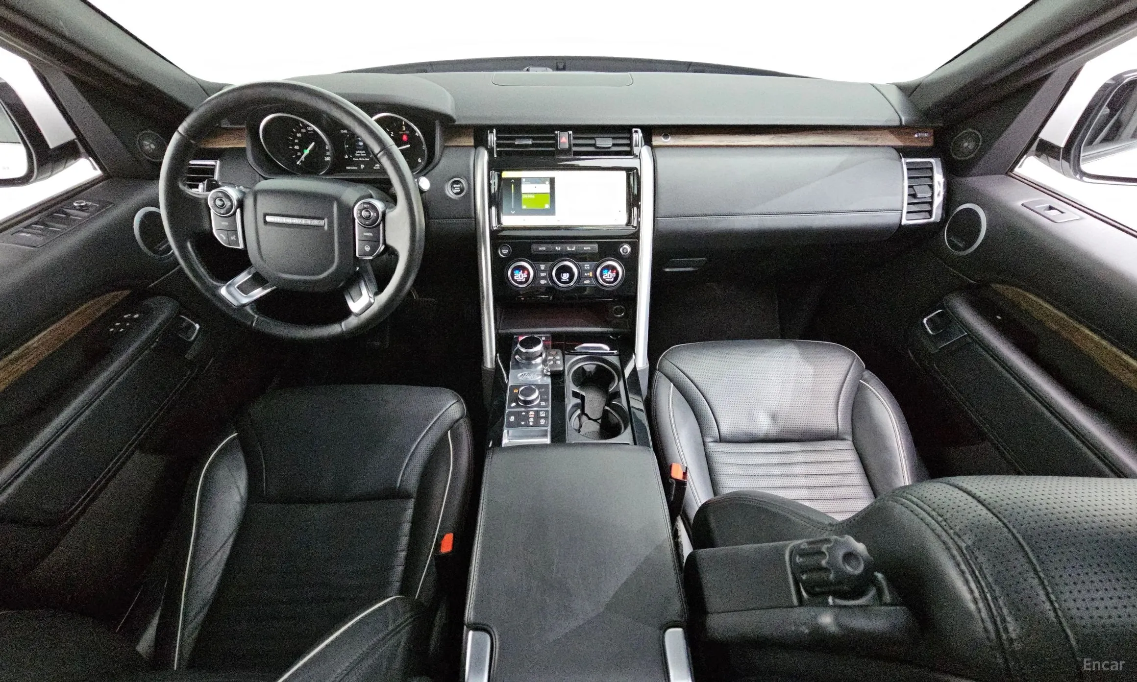 Land Rover Discovery 5 превью 4