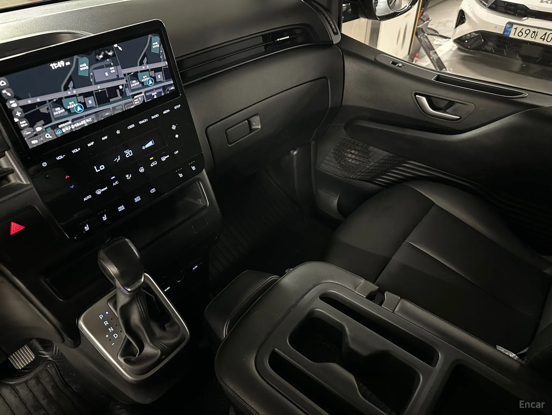 Hyundai Staria превью 4