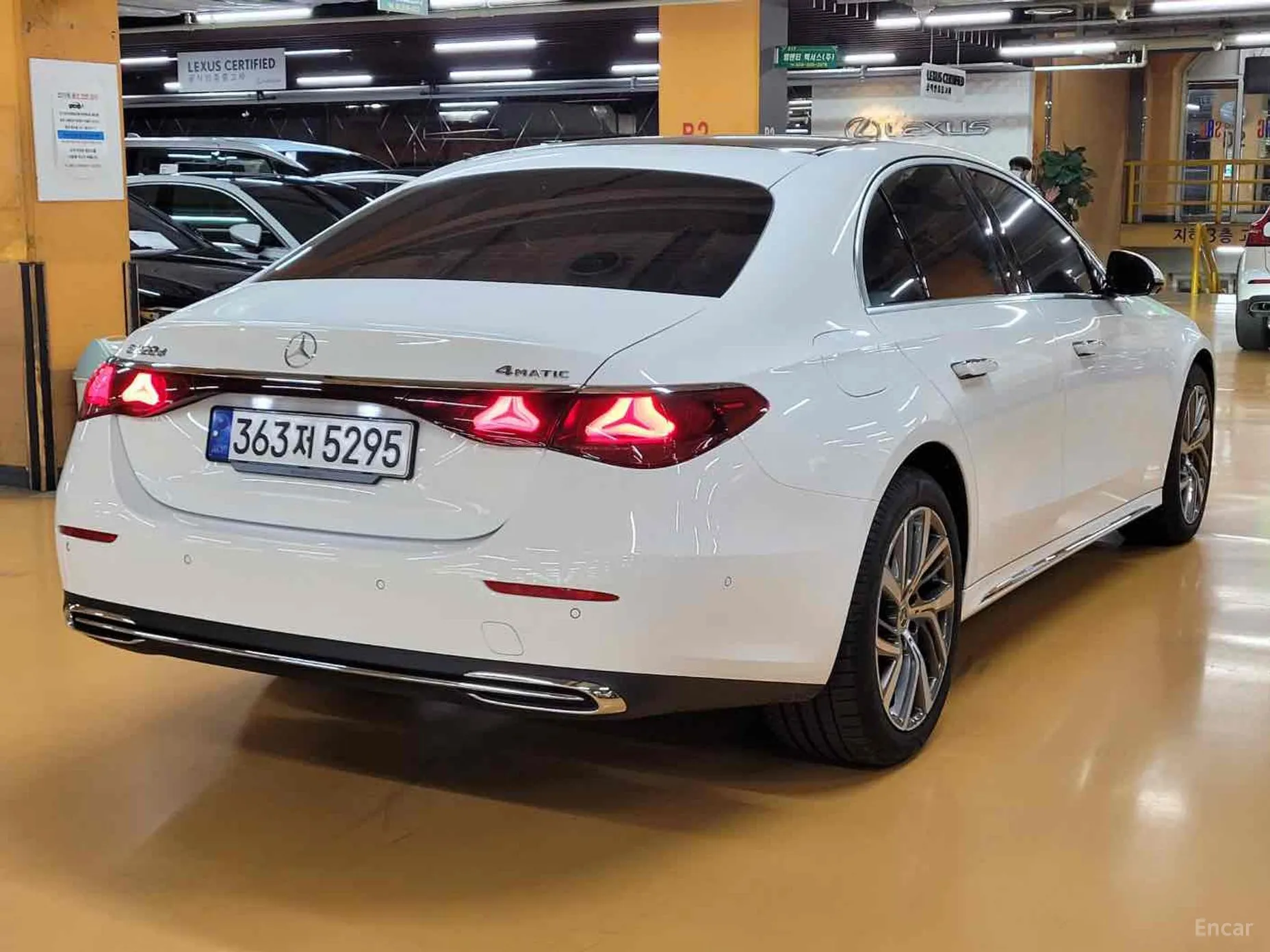 Mercedes Benz E-Class W214 превью 3