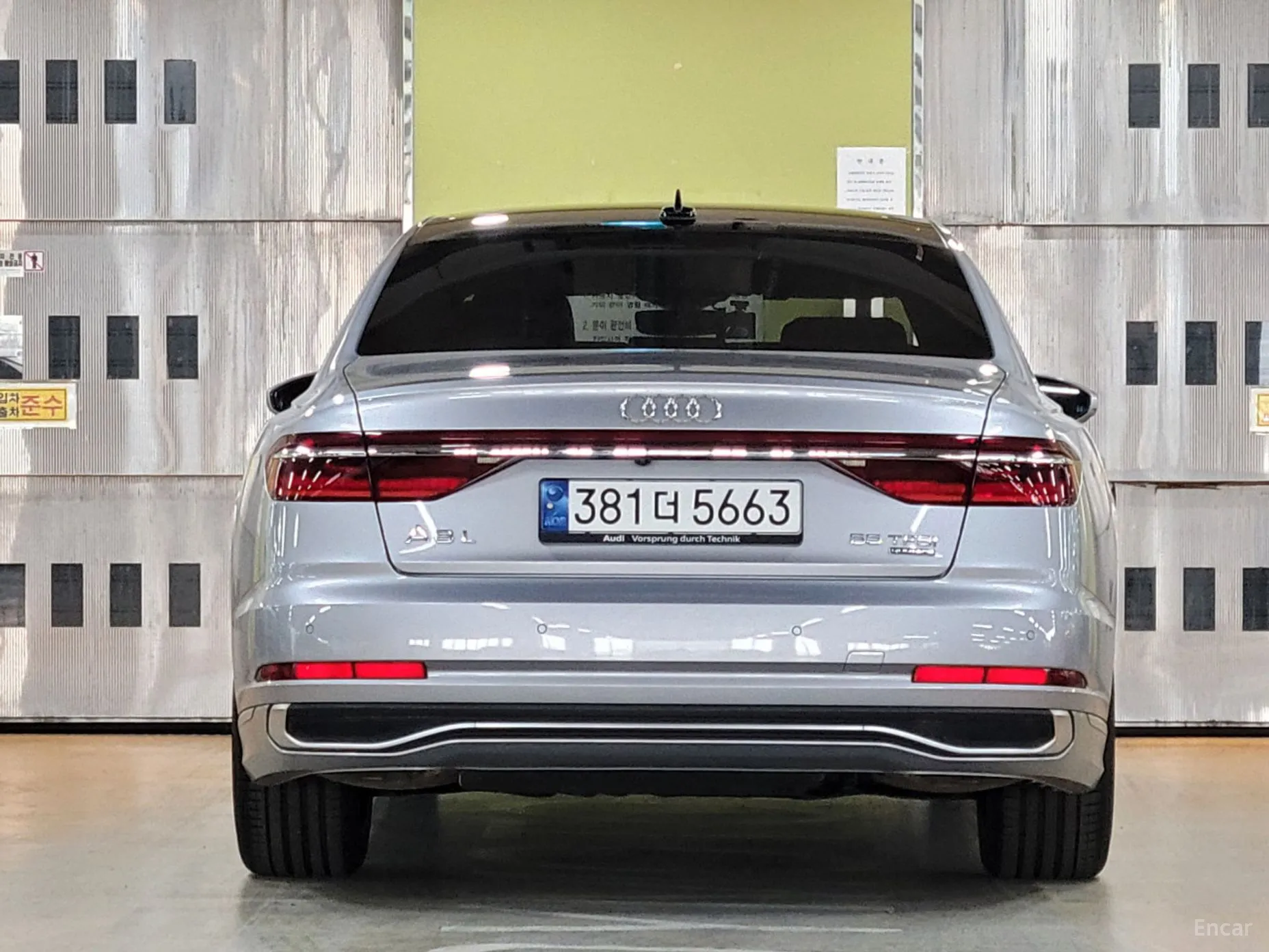 Audi A8 (D5) превью 3