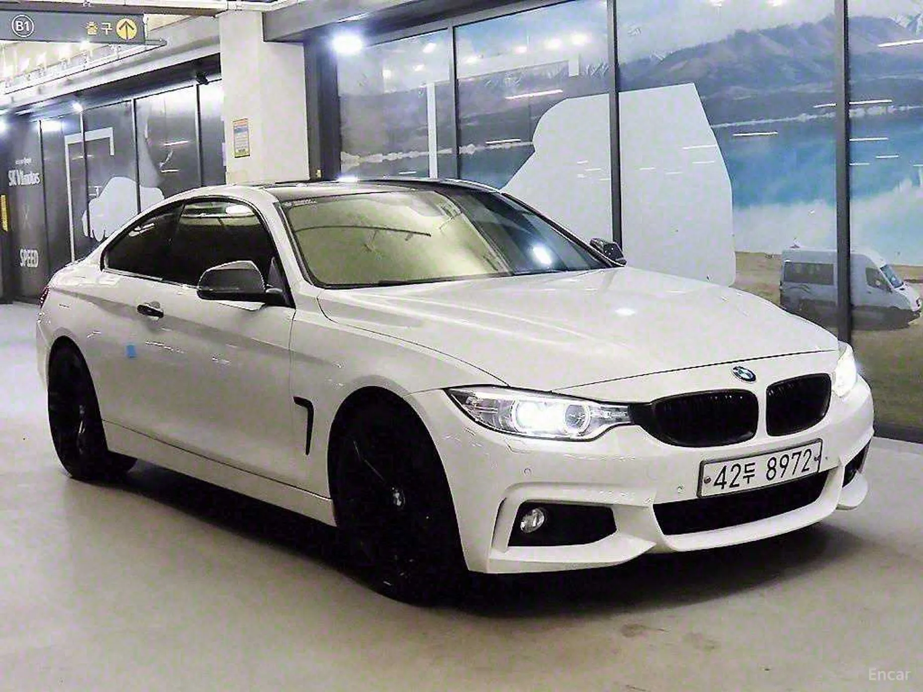 Series 4 (F32)