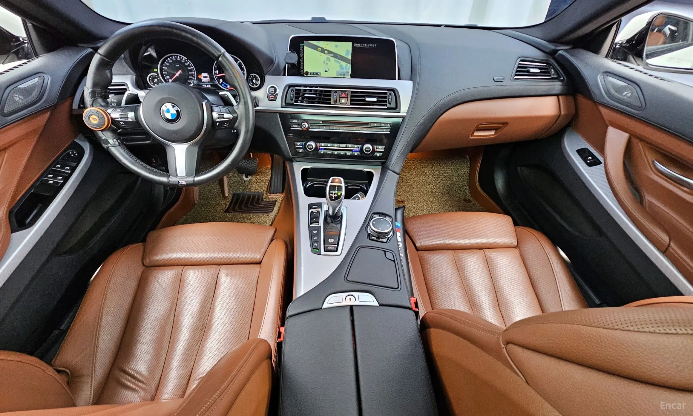 BMW 6 Series (F12) превью 4