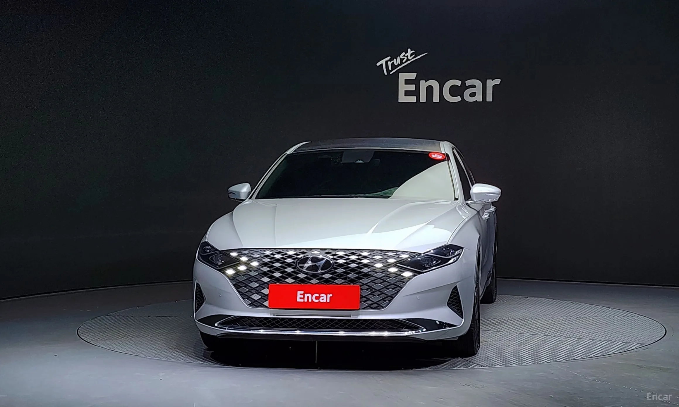 Hyundai Grandeur IG превью 2