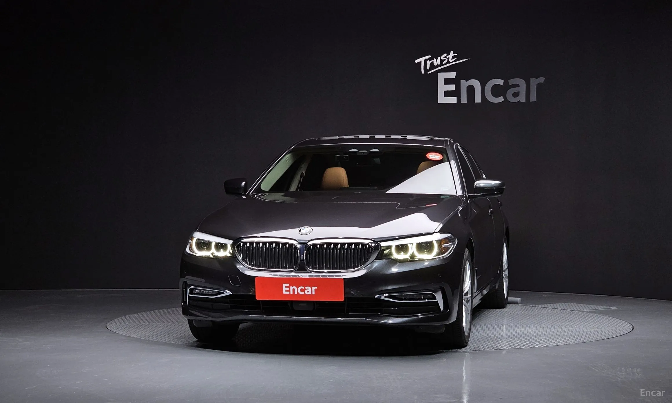 BMW 5 Series (G30) превью 2