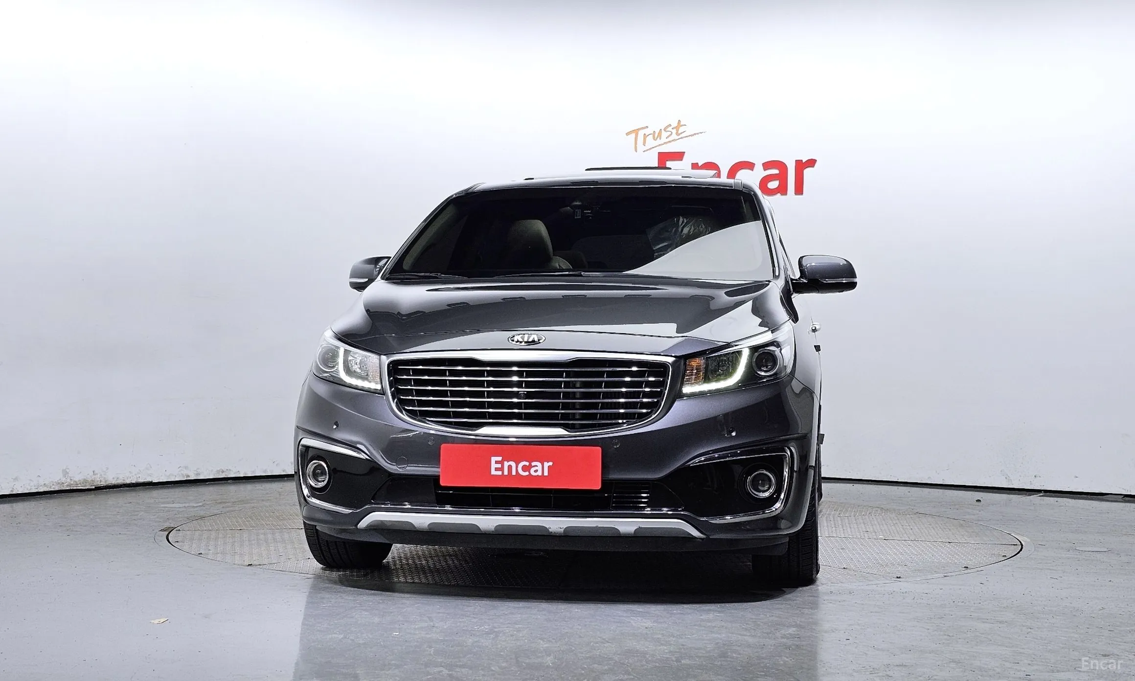 Kia Carnival превью 2