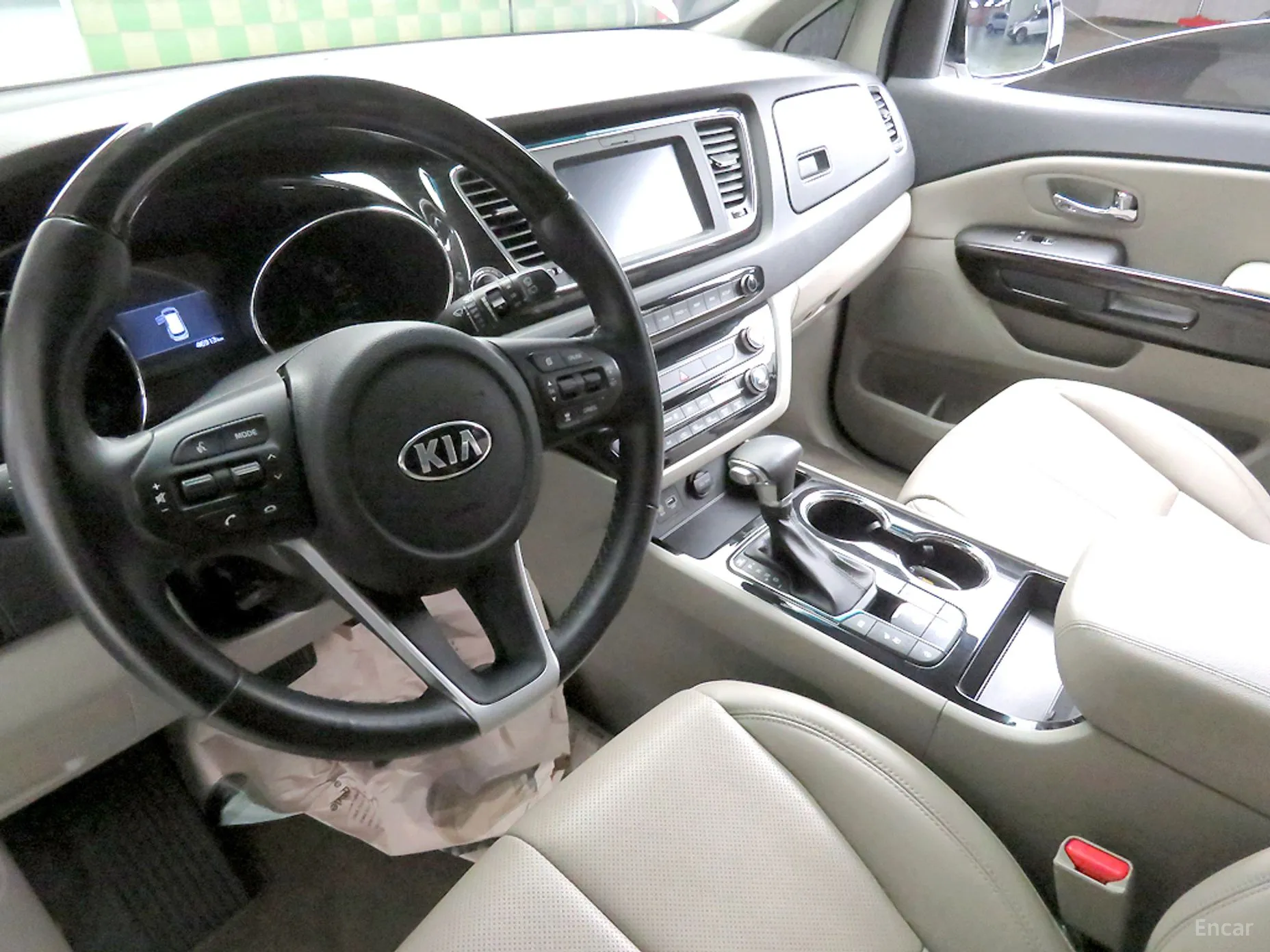 Kia Carnival превью 4