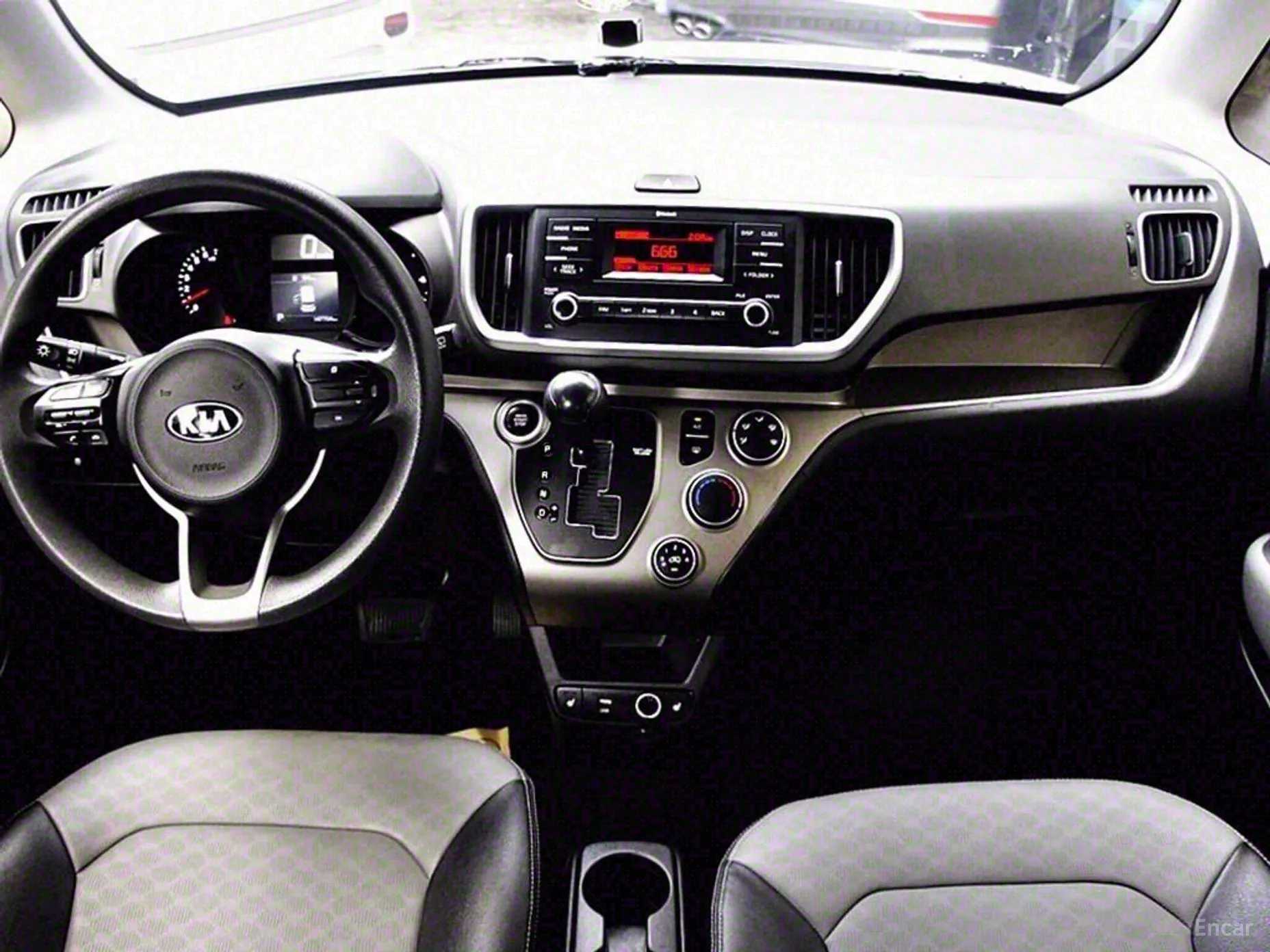 Kia Ray превью 4