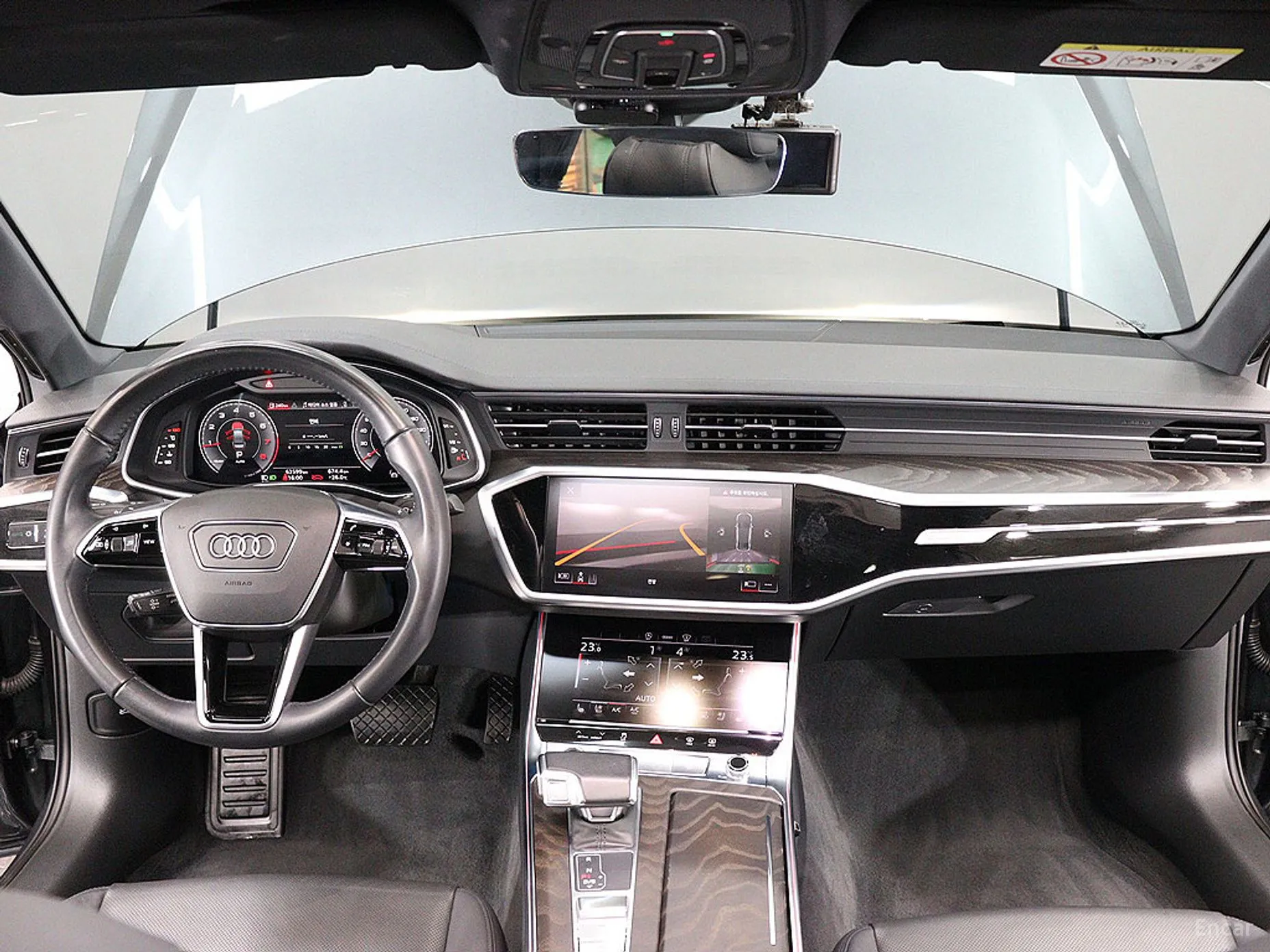 Audi A6 (C8) превью 4