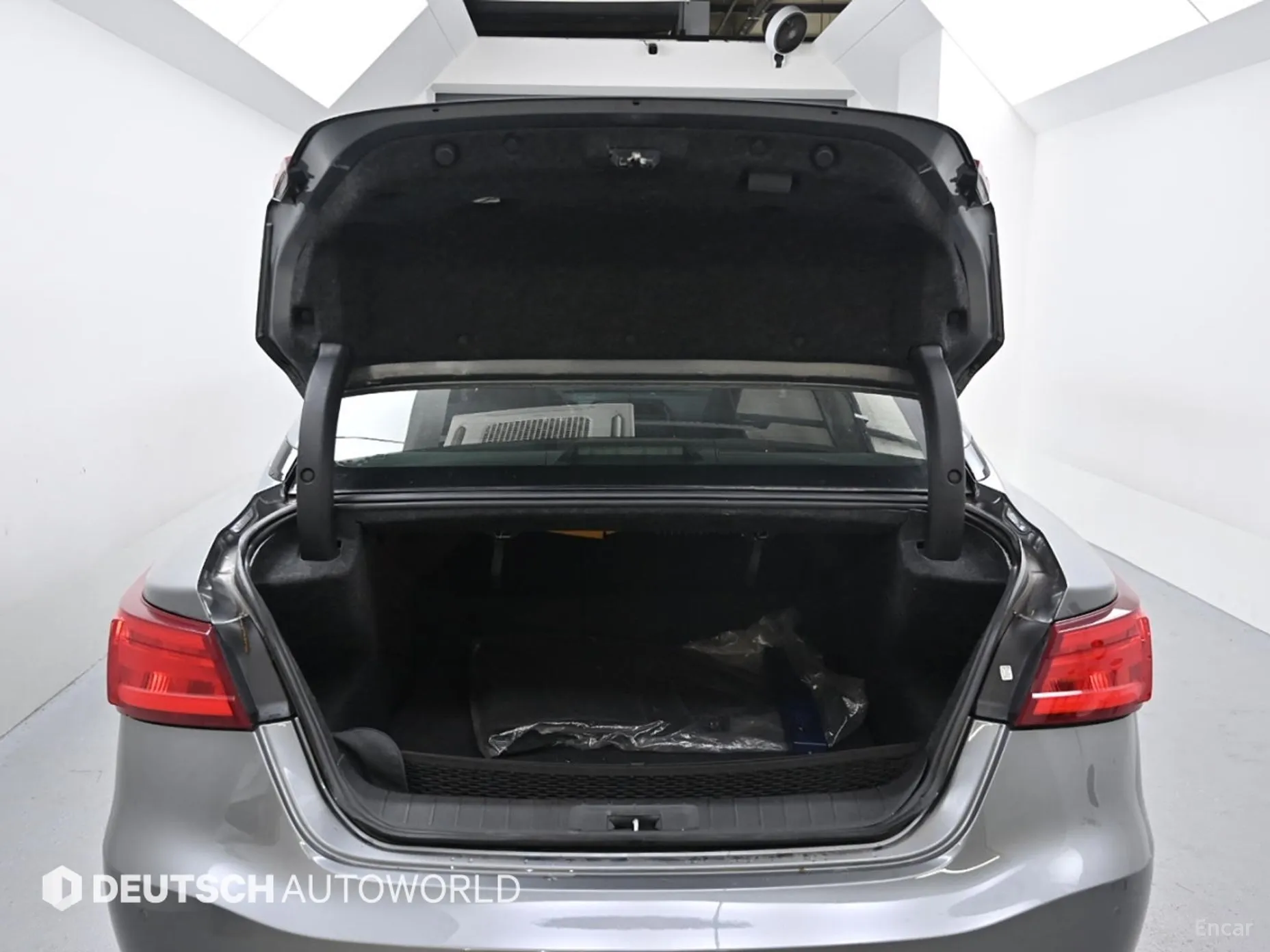 Nissan Maxima (A36) превью 20