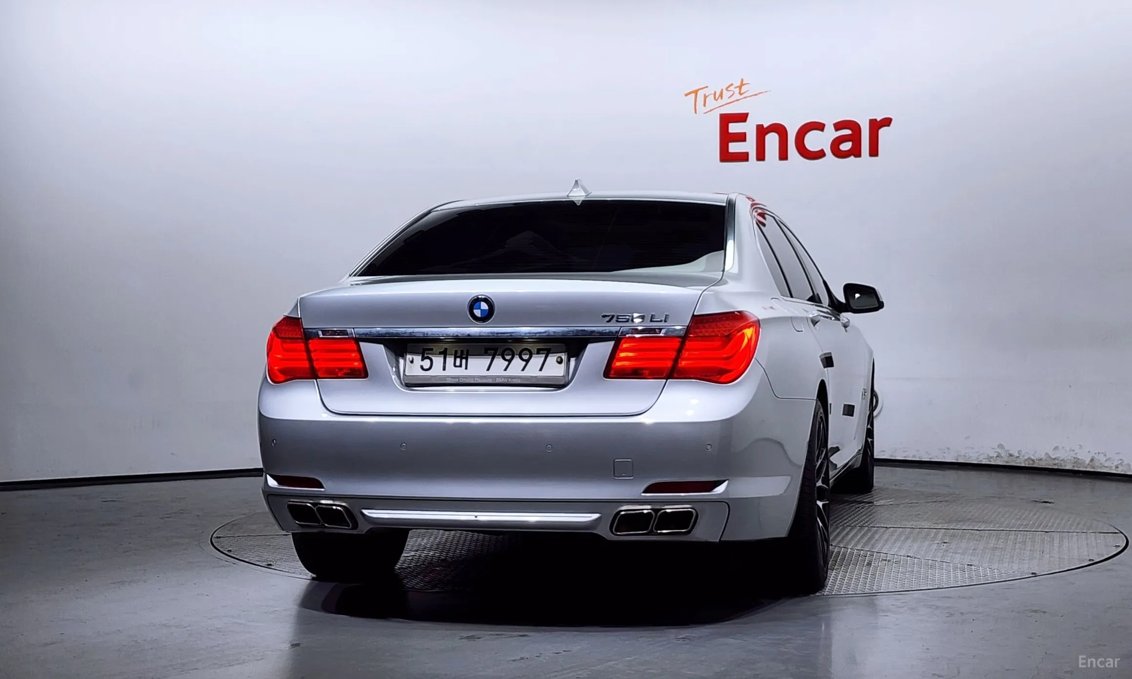 BMW 7 Series (F01) превью 3