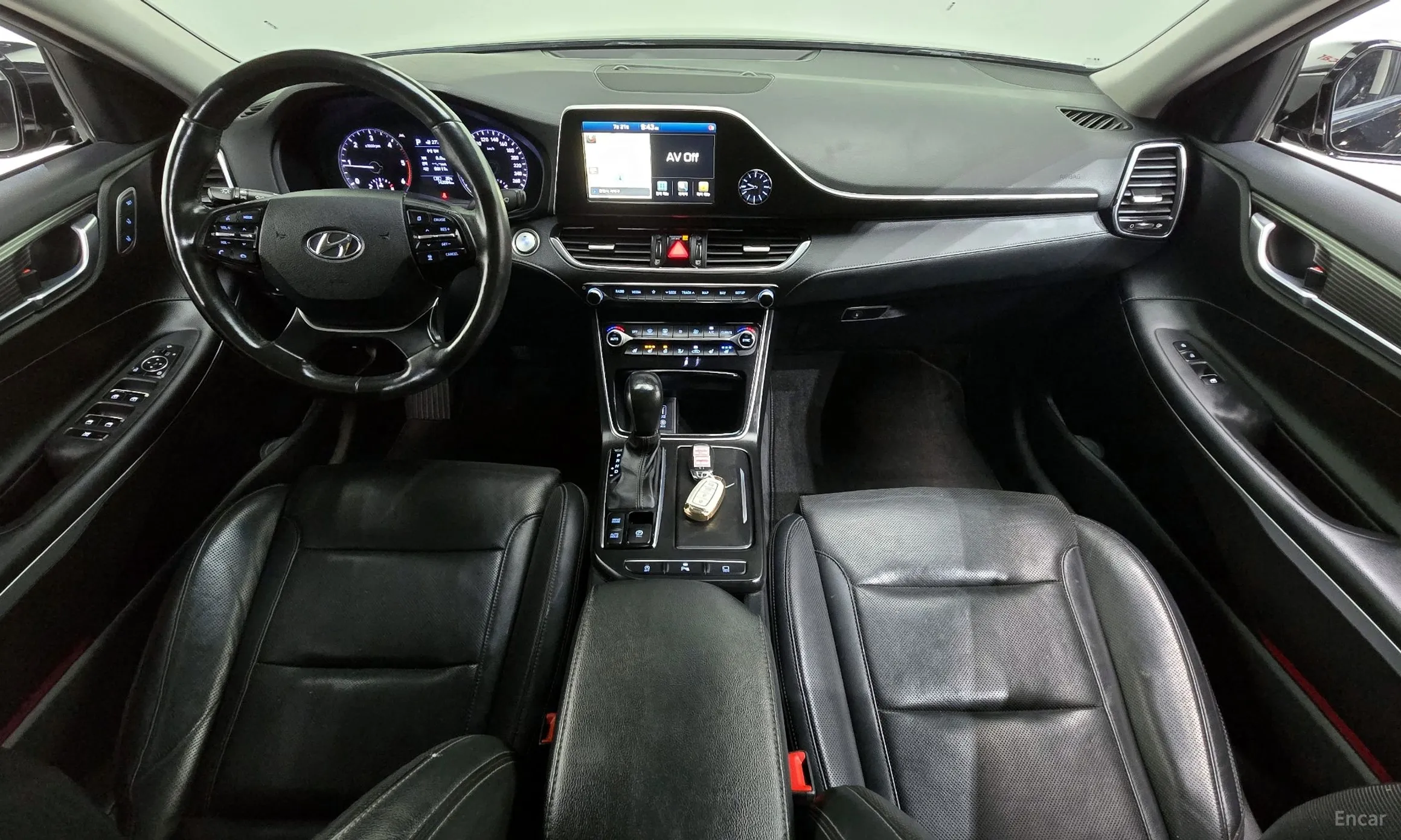 Hyundai Grandeur IG превью 4