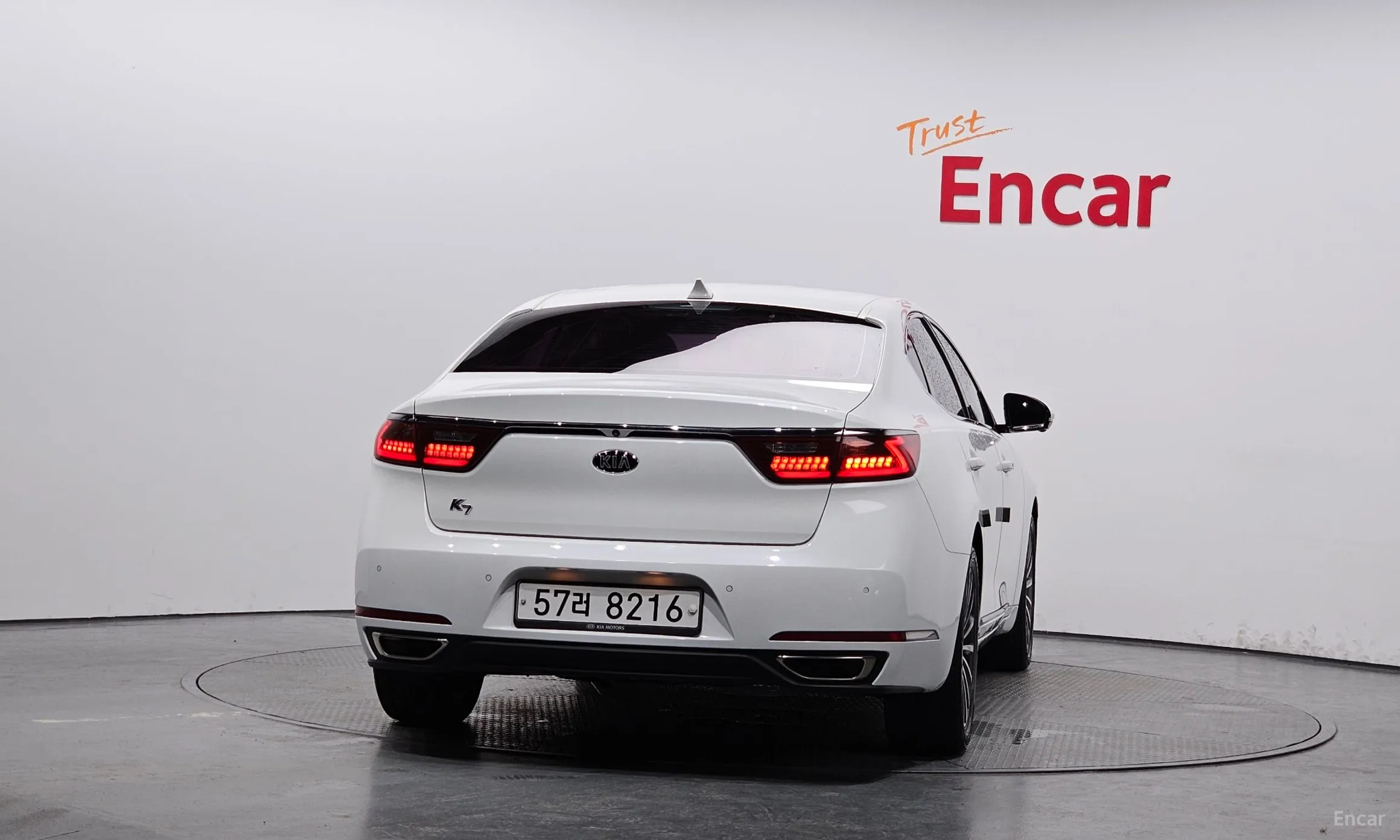 Kia K7 превью 3