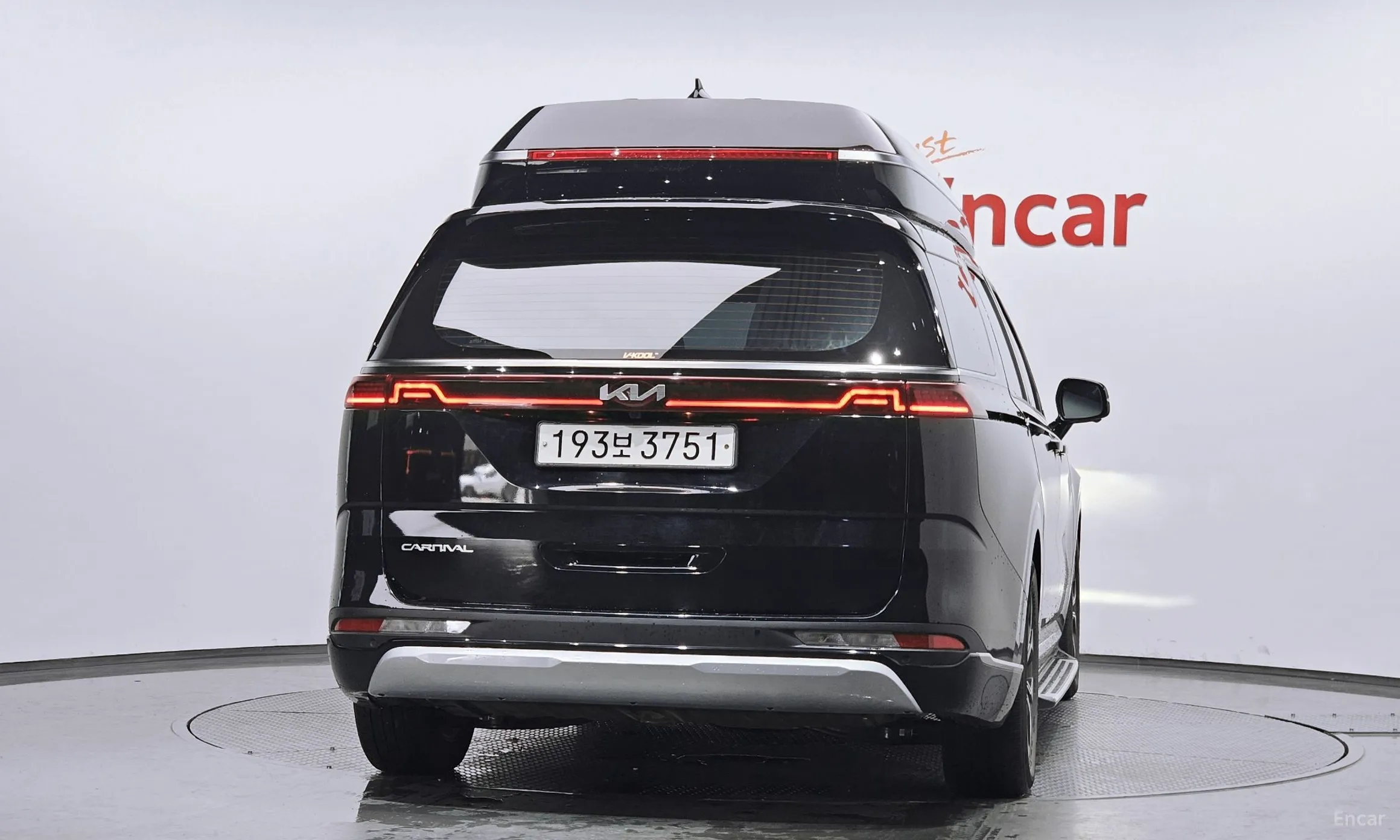 Kia Carnival Gen 4 превью 3