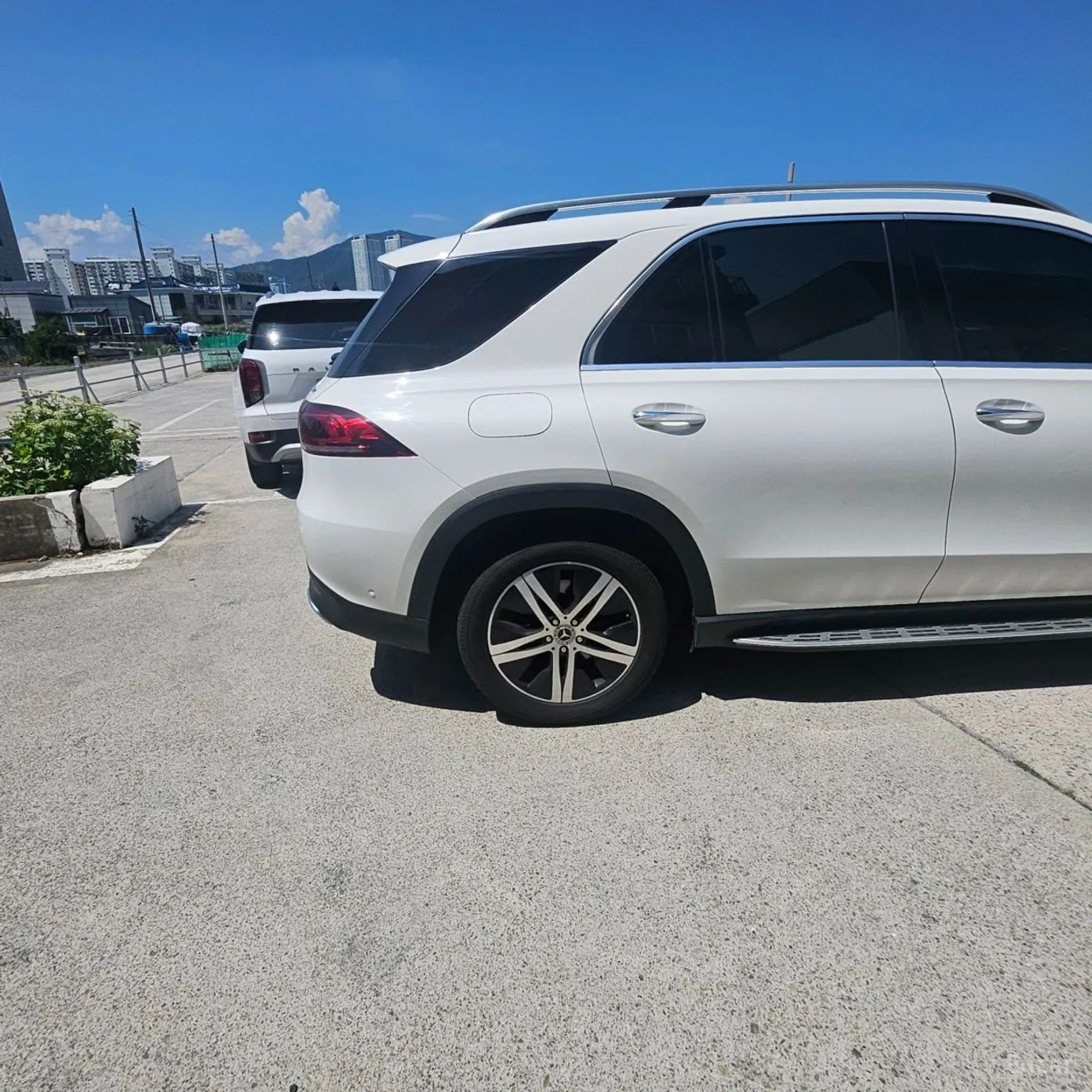 Mercedes Benz GLE-Class W167