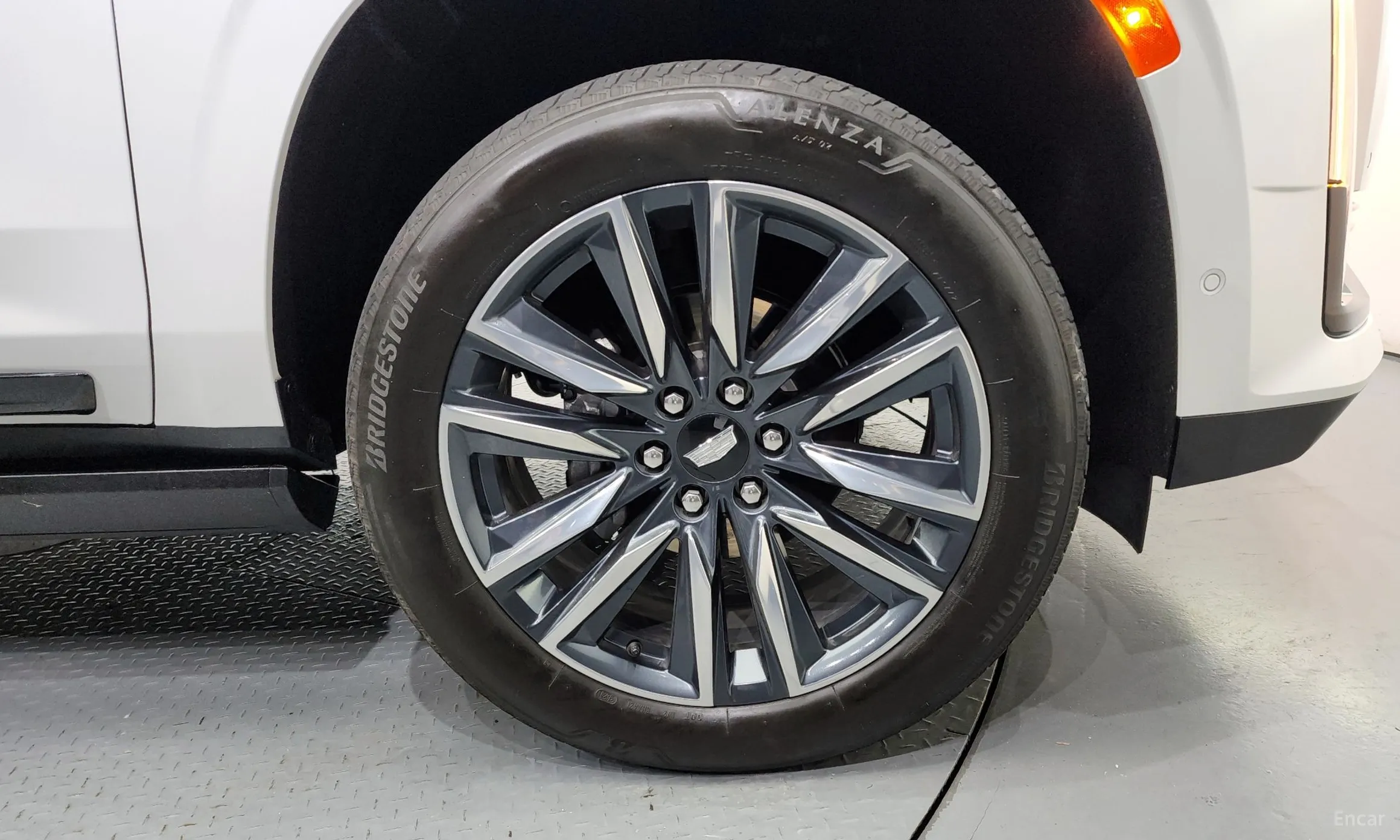 Cadillac Escalade 5th Generation превью 5