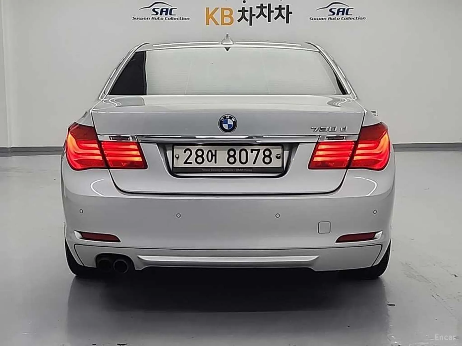 BMW 7 Series (F01)