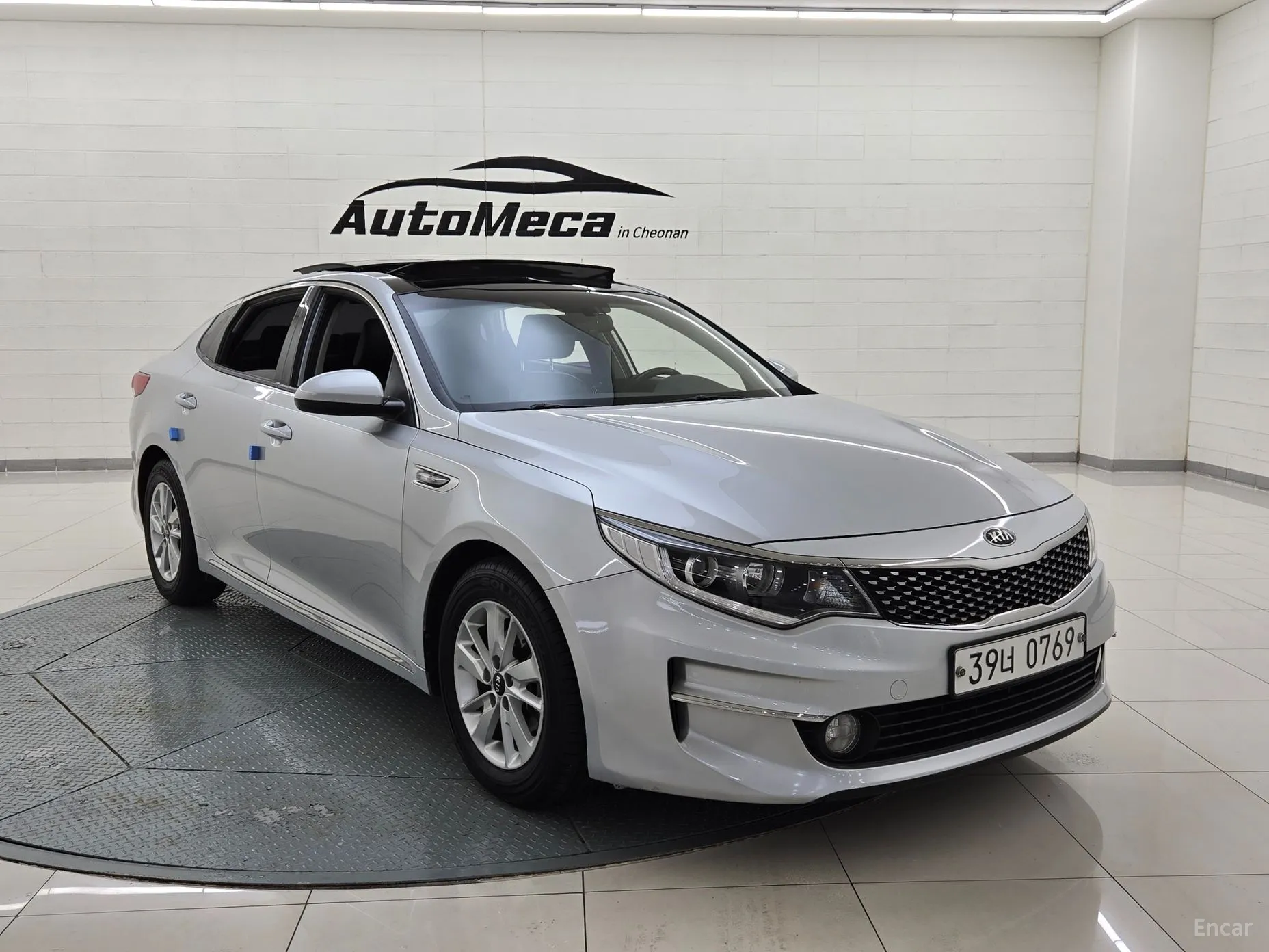 Kia K5 2nd Generation превью 2