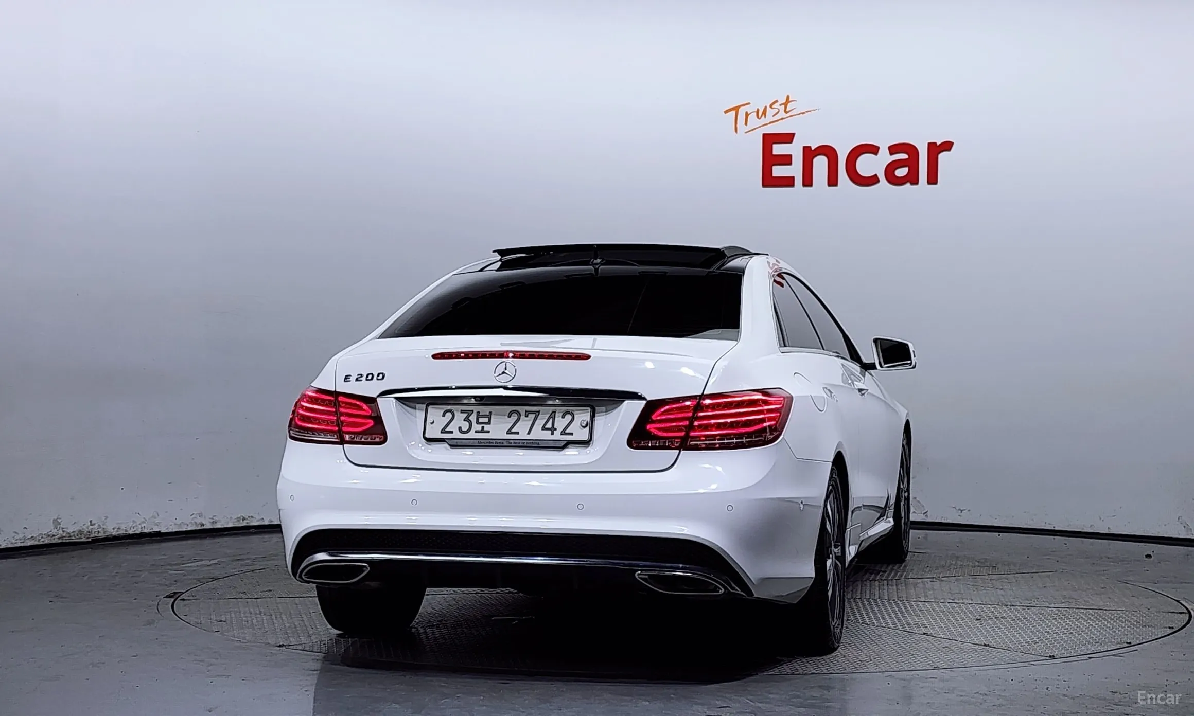 Mercedes Benz E-Class W212 превью 3