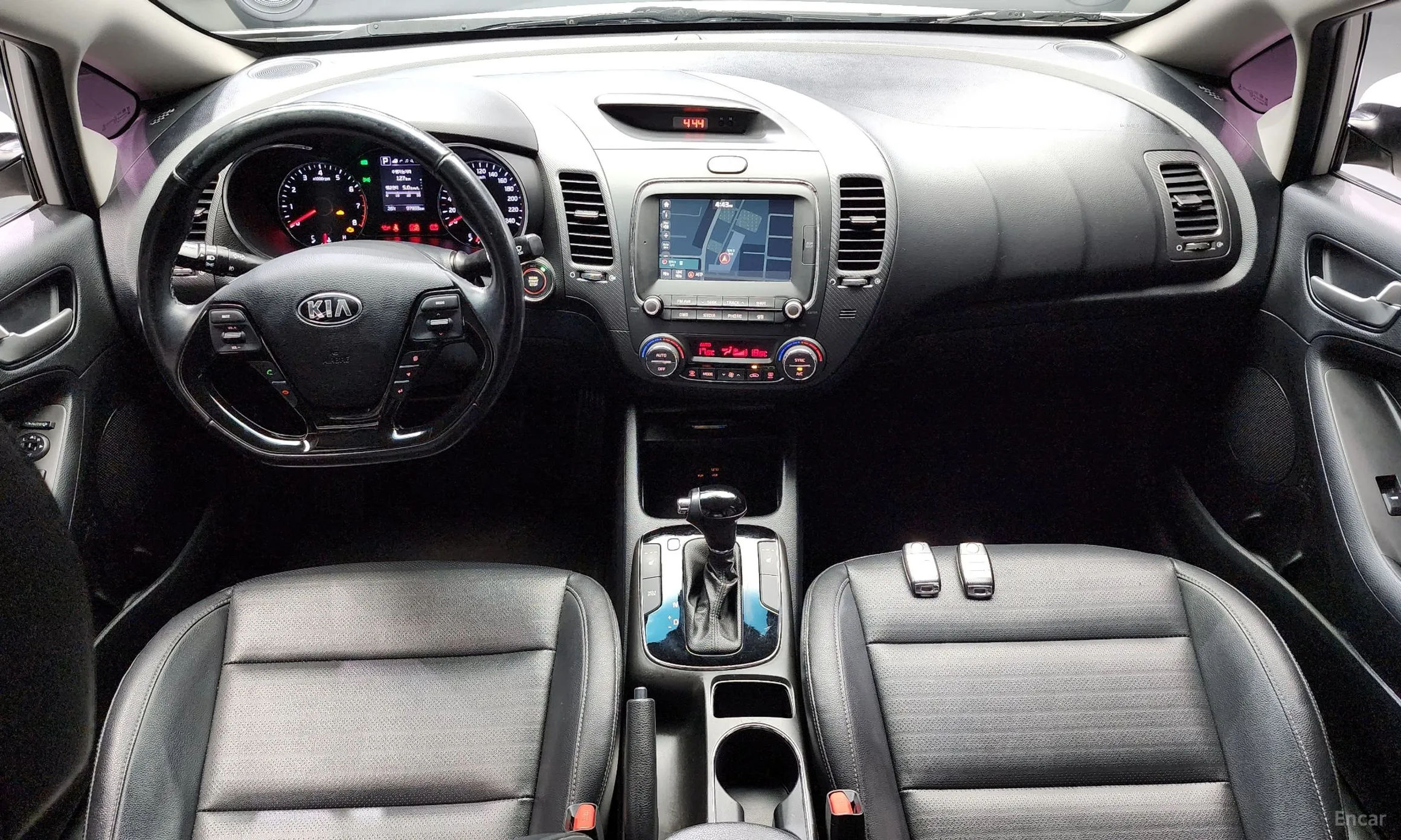 Kia K3 превью 4