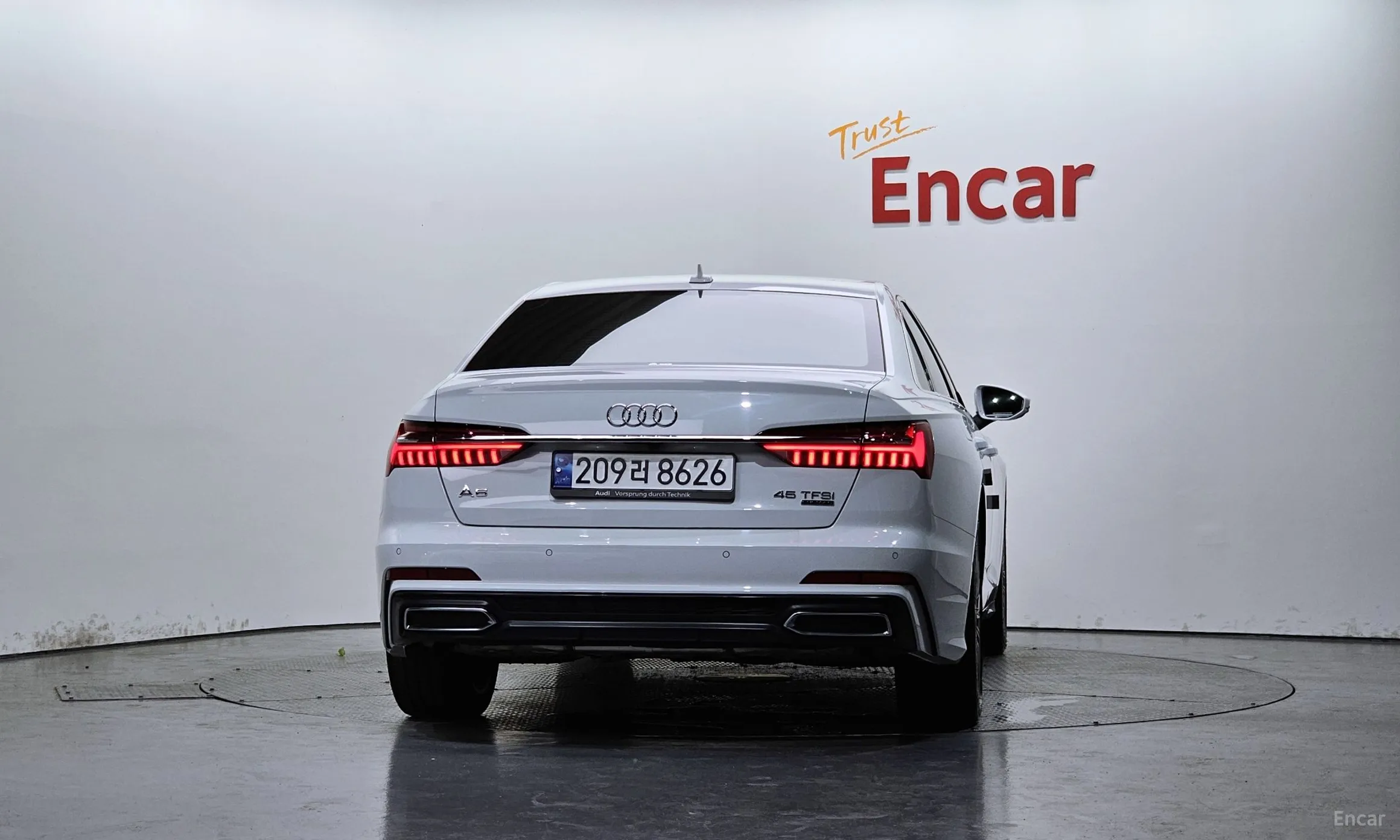 Audi A6 (C8) превью 3